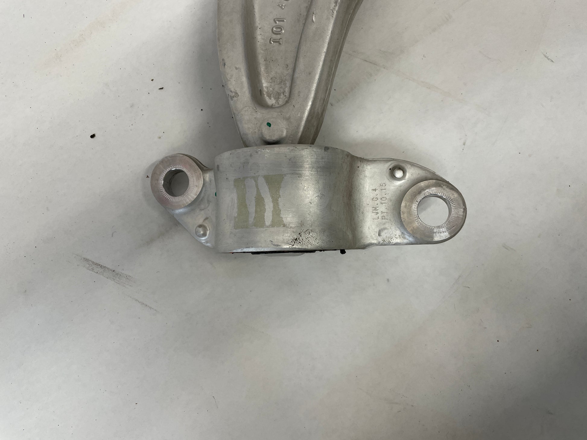 2017 Chevy SS Sedan RH Passenger Rear Upper Control Arm OEM - Day's Parts Yard