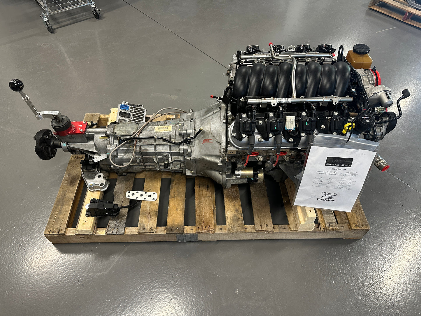 6.0 LS2 Engine T56 Manual Transmission Drivetrain Pullout 400HP 81k