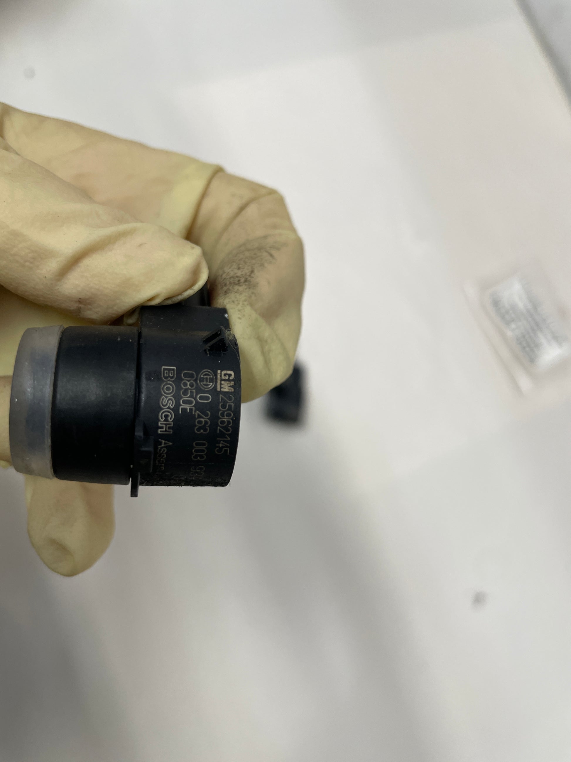 2011 Cadillac CTS-V Coupe Rear Bumper Backup Parking Sensor Set OEM - Day's Parts Yard