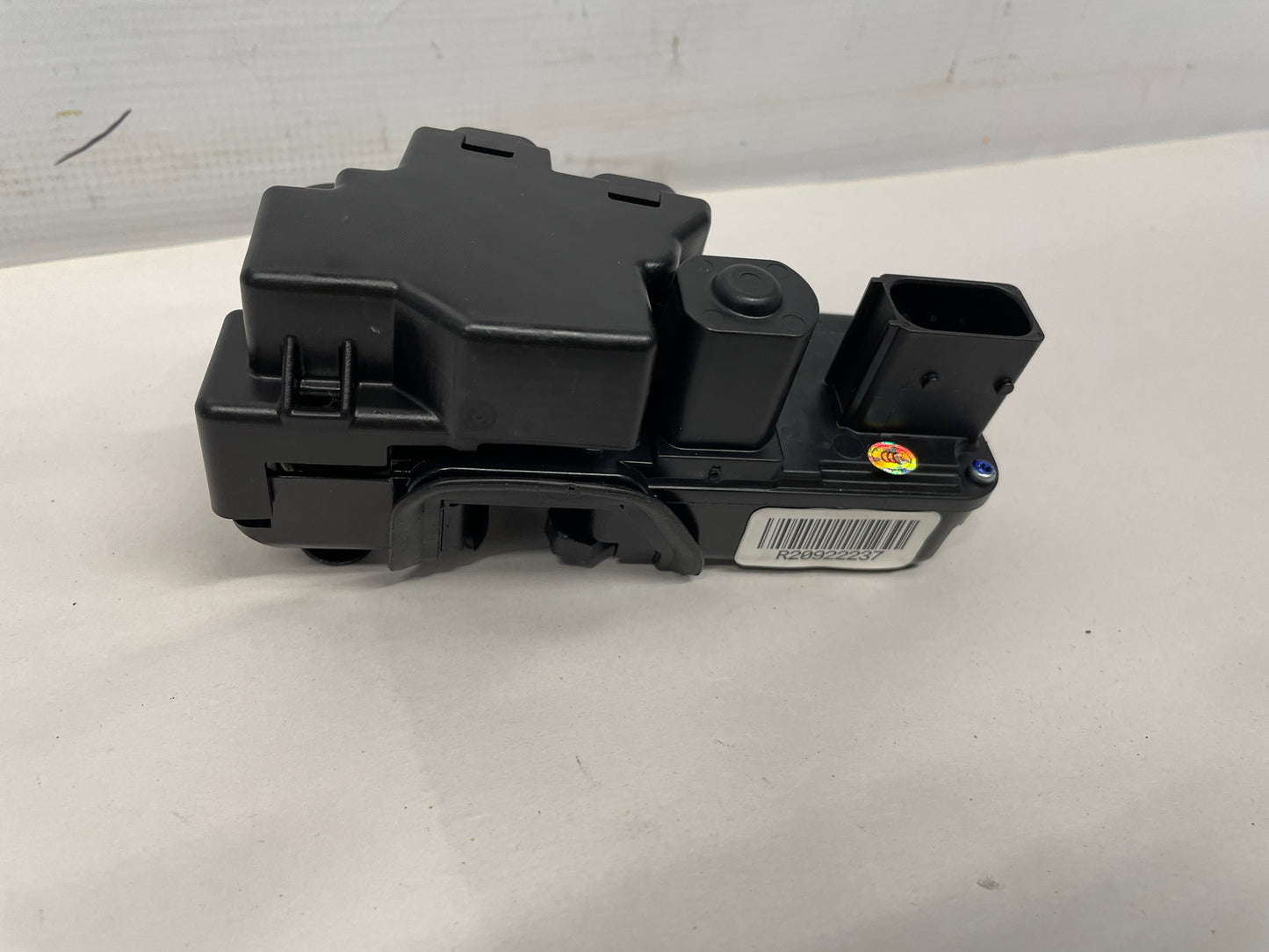 2011 Cadillac CTS-V Coupe RH Passenger Power Door Lock Actuator OEM - Day's Parts Yard