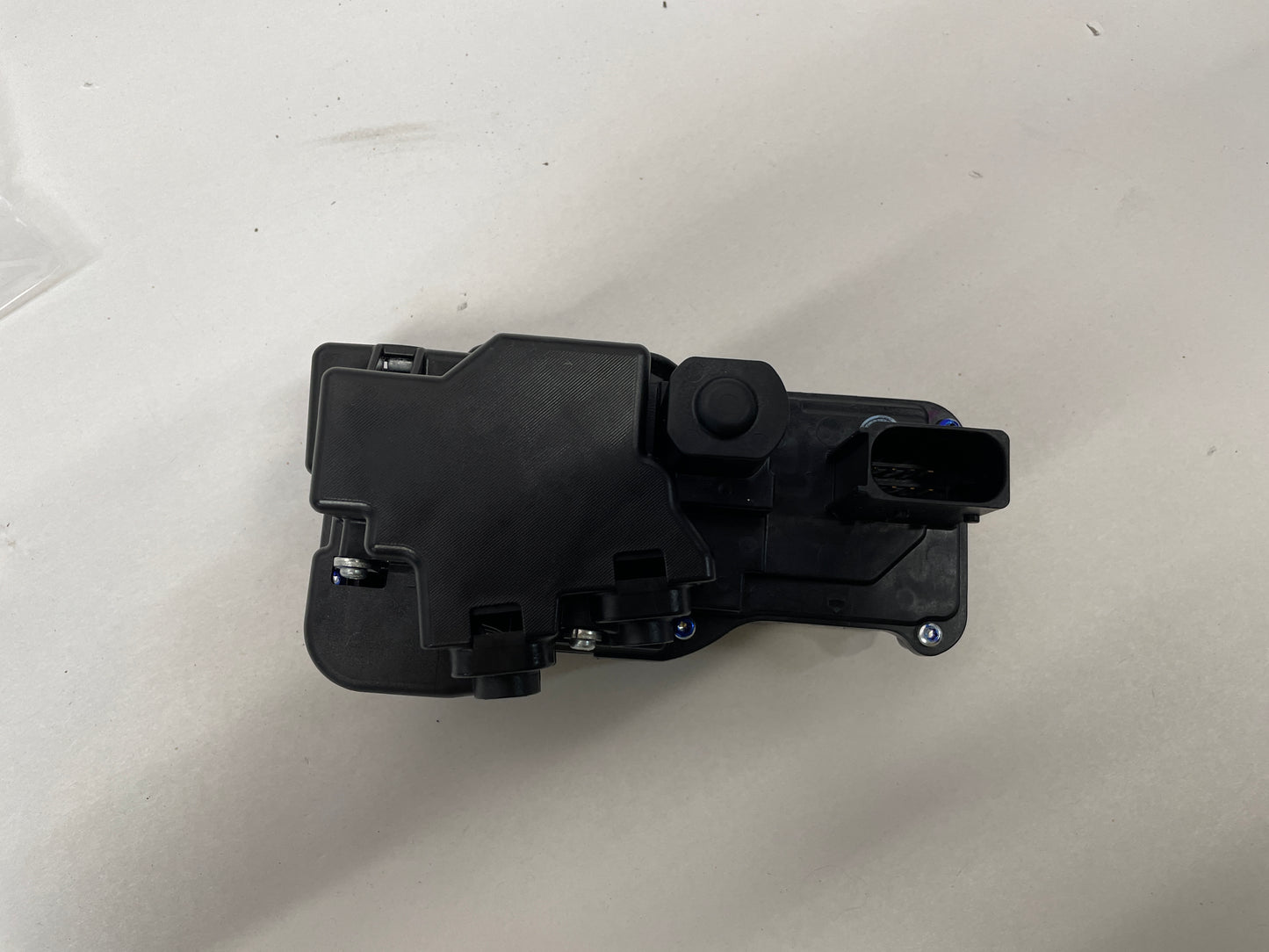 2011 Cadillac CTS-V Coupe LH Driver Power Door Lock Actuator OEM - Day's Parts Yard