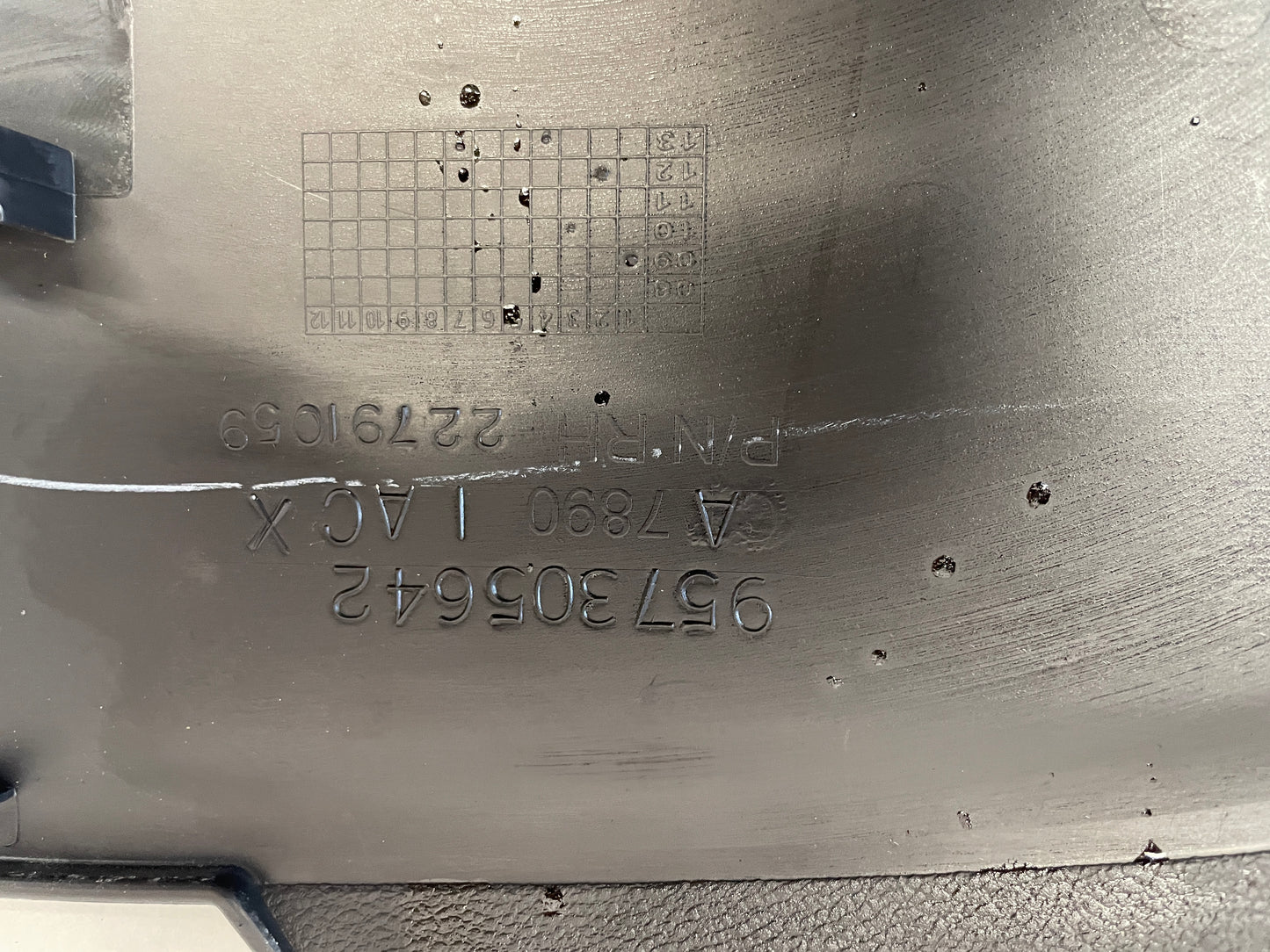 2015 Chevy Camaro SS 1LE RH & LH Center Console Side Extension Trims Panels OEM - Day's Parts Yard