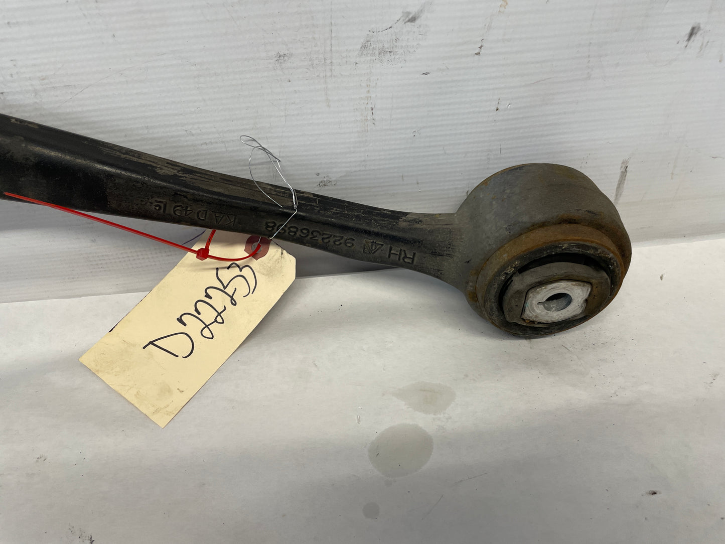 2015 Chevy Camaro SS RH Passenger Front Lower Suspension Control Arm OEM - Day's Parts Yard