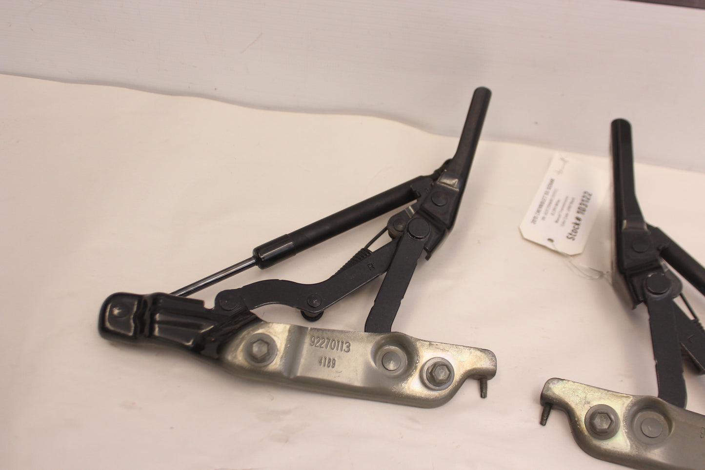 2015 Chevy SS Sedan RH & LH Trunk Hinges OEM - Day's Parts Yard