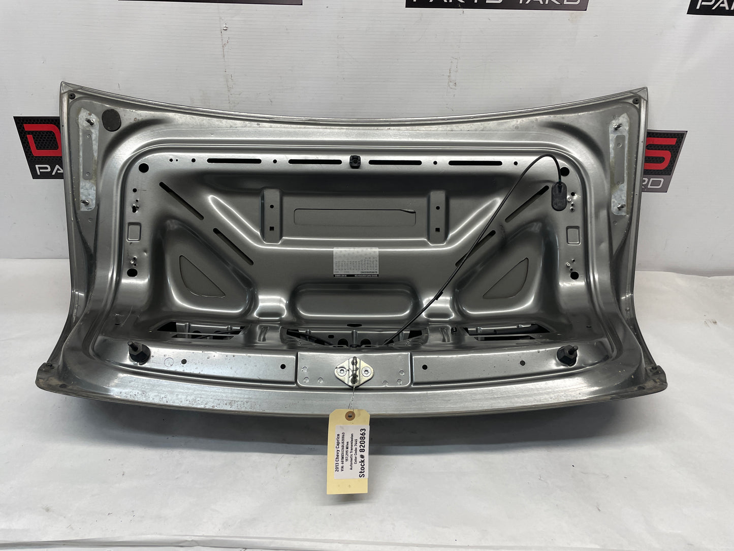 2013 Chevy Caprice Trunk Deck Lid OEM - Day's Parts Yard