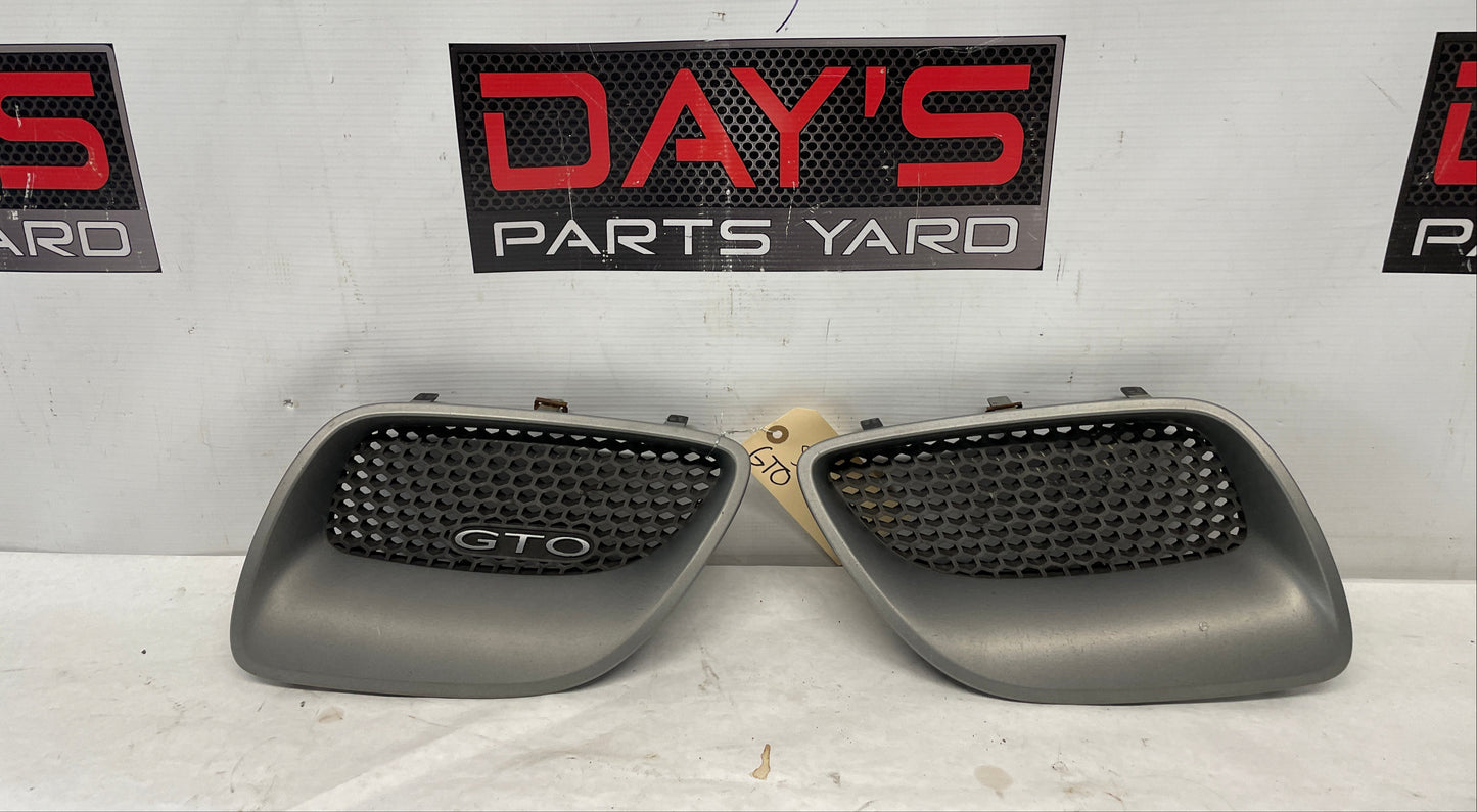 2006 Pontiac GTO SAP Front Bumper Grilles Grills OEM