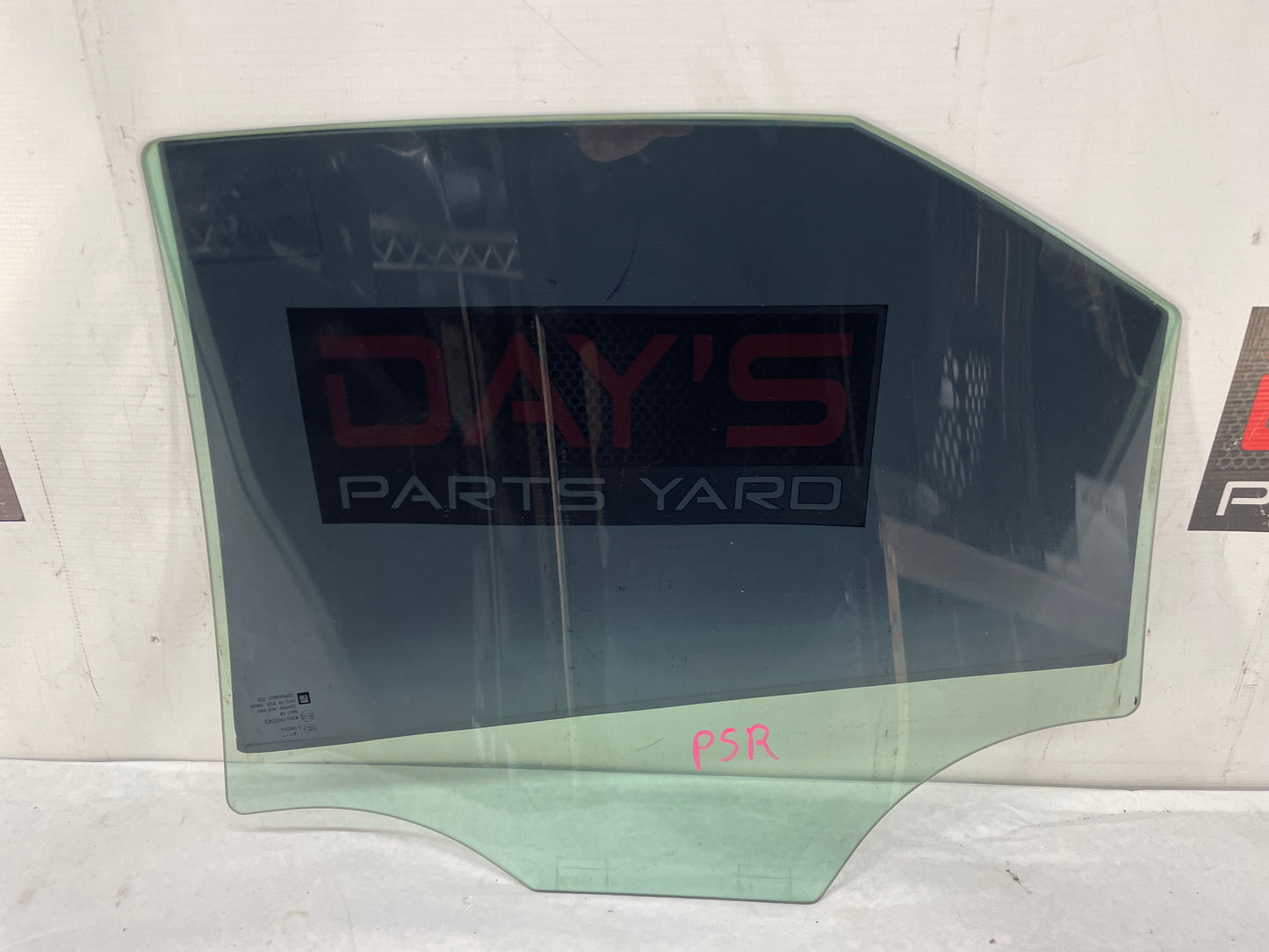 2009 Cadillac CTS-V Sedan RH Passenger Rear Door Window Glass OEM - Day's Parts Yard