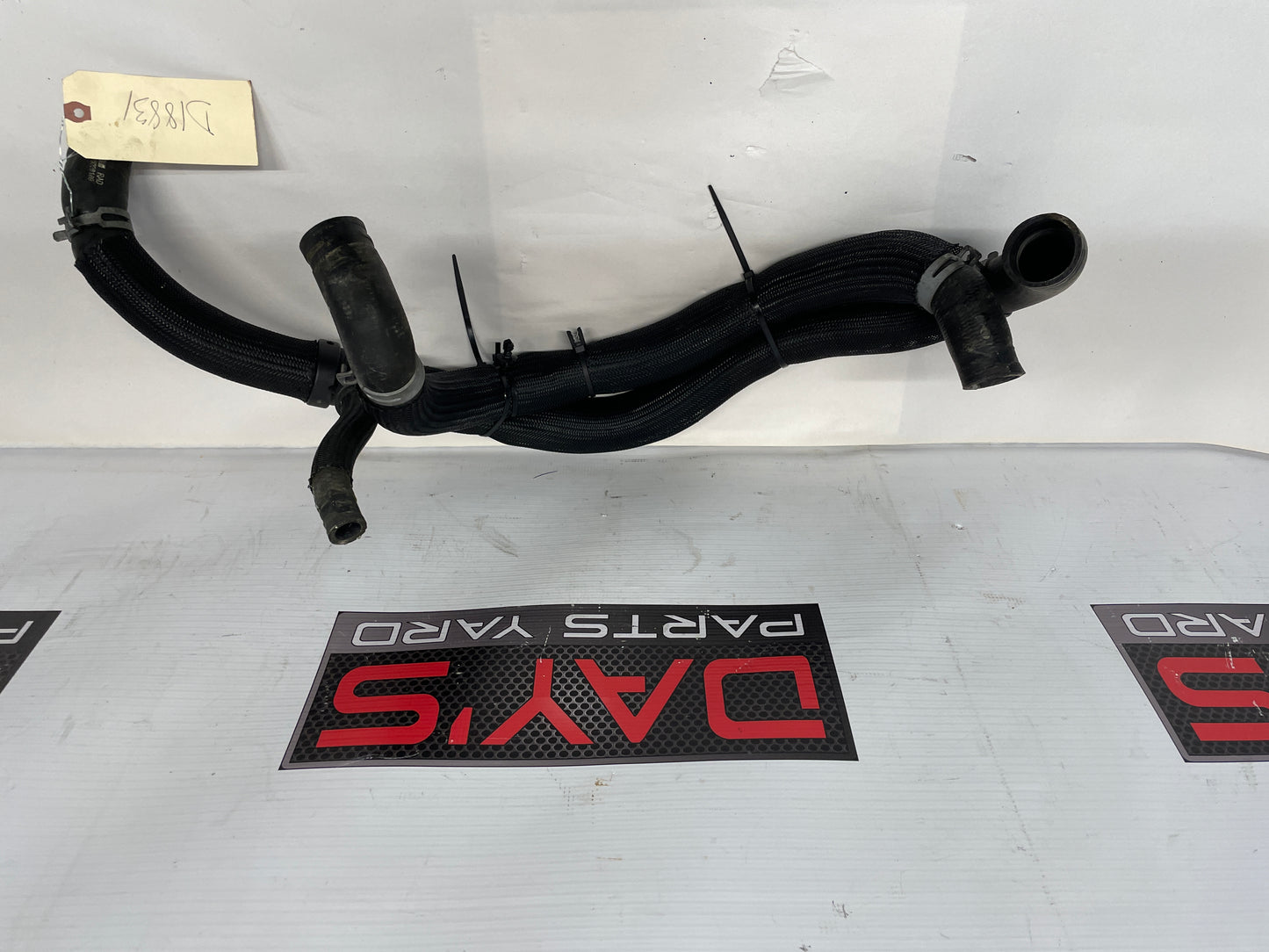2011 Cadillac CTS-V Coupe Upper and Lower Radiator Hoses Lines Tubes OEM - Day's Parts Yard