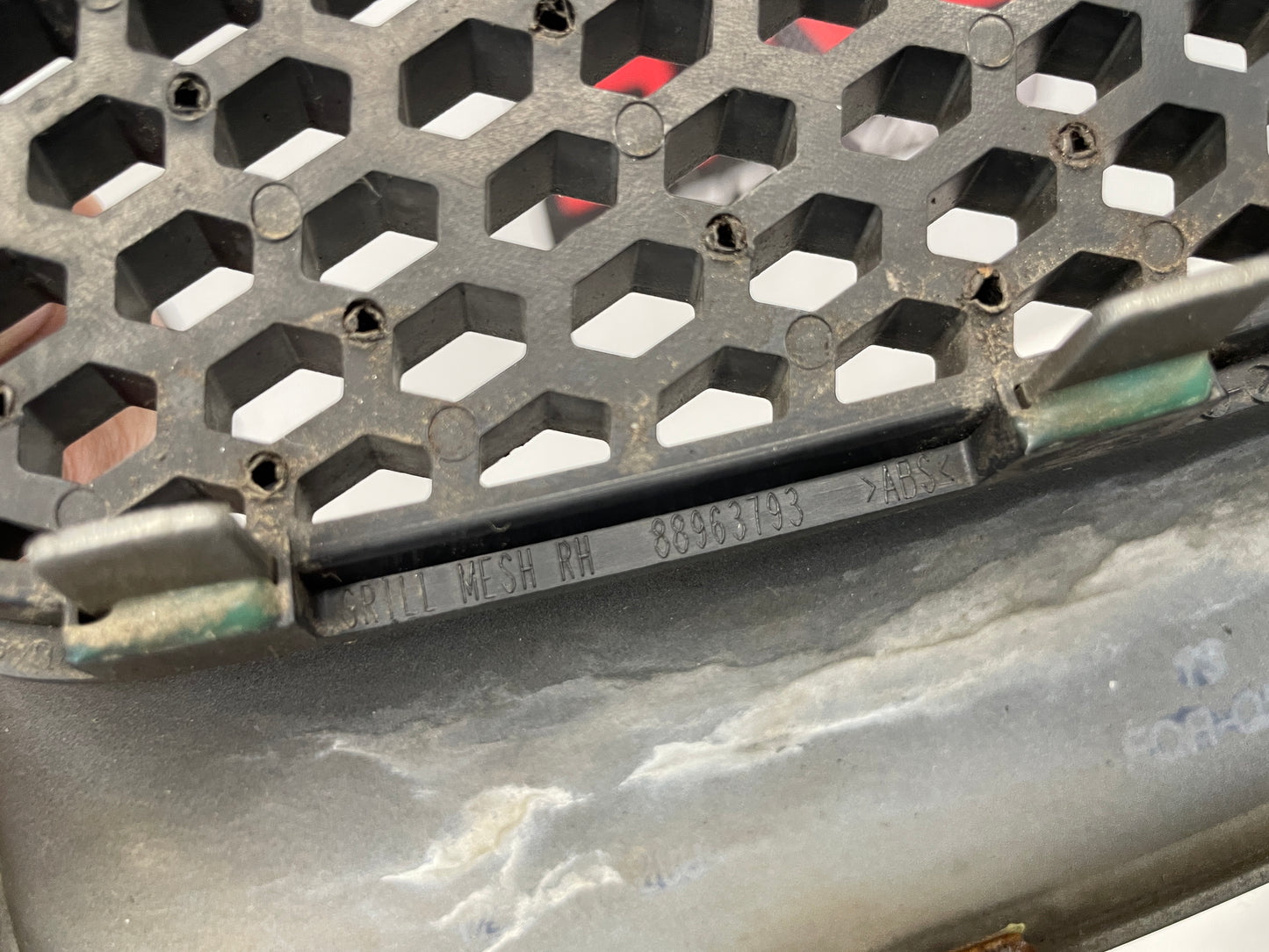 2006 Pontiac GTO SAP Front Bumper Grilles Grills OEM