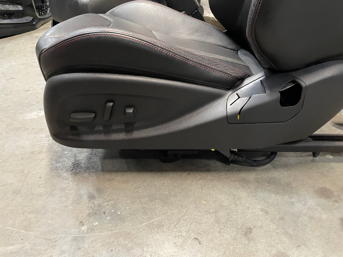 2016 Chevy SS Sedan Seats Fronts and Rears Black Leather Alcantara Suede OEM - Day's Parts Yard