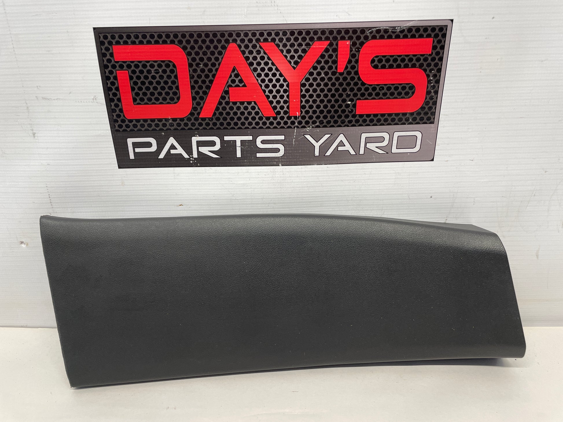 2009 Pontiac G8 GT RH Passenger Lower Interior B Pillar Trim OEM - Day's Parts Yard