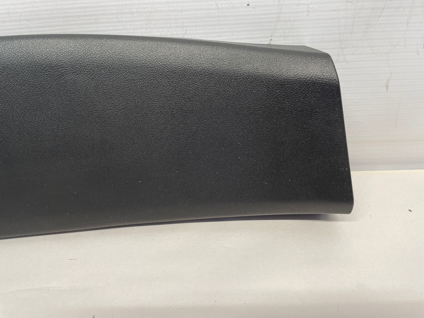 2009 Pontiac G8 GT RH Passenger Lower Interior B Pillar Trim OEM - Day's Parts Yard