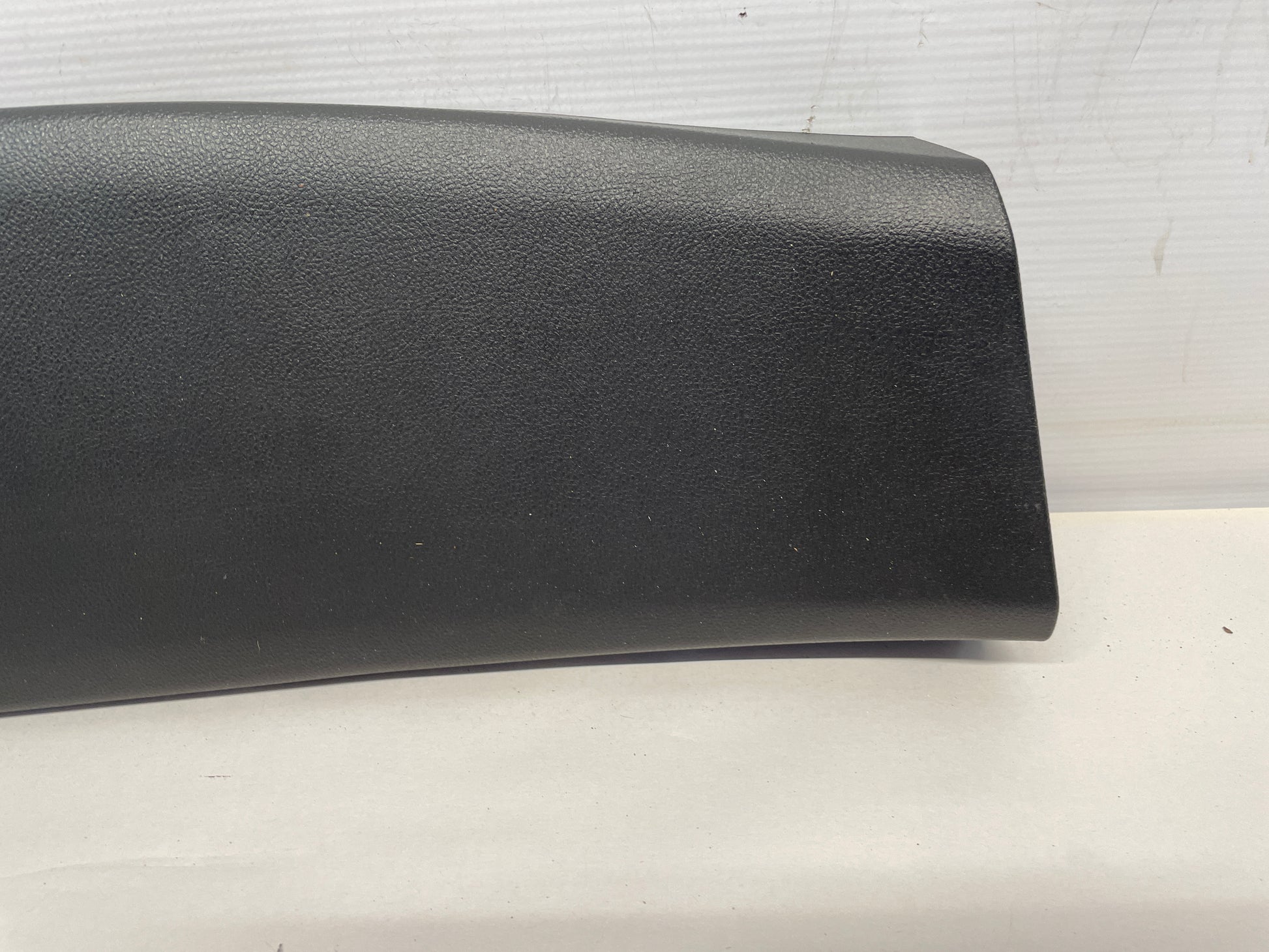 2009 Pontiac G8 GT RH Passenger Lower Interior B Pillar Trim OEM - Day's Parts Yard
