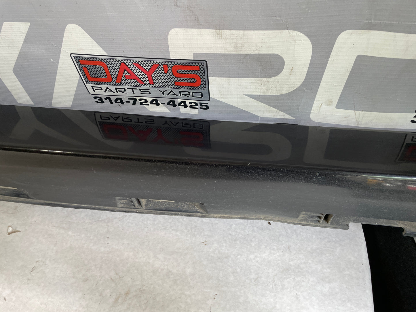 2016 Chevy SS Sedan RH Passenger Rocker Molding Panel Trim OEM - Day's Parts Yard