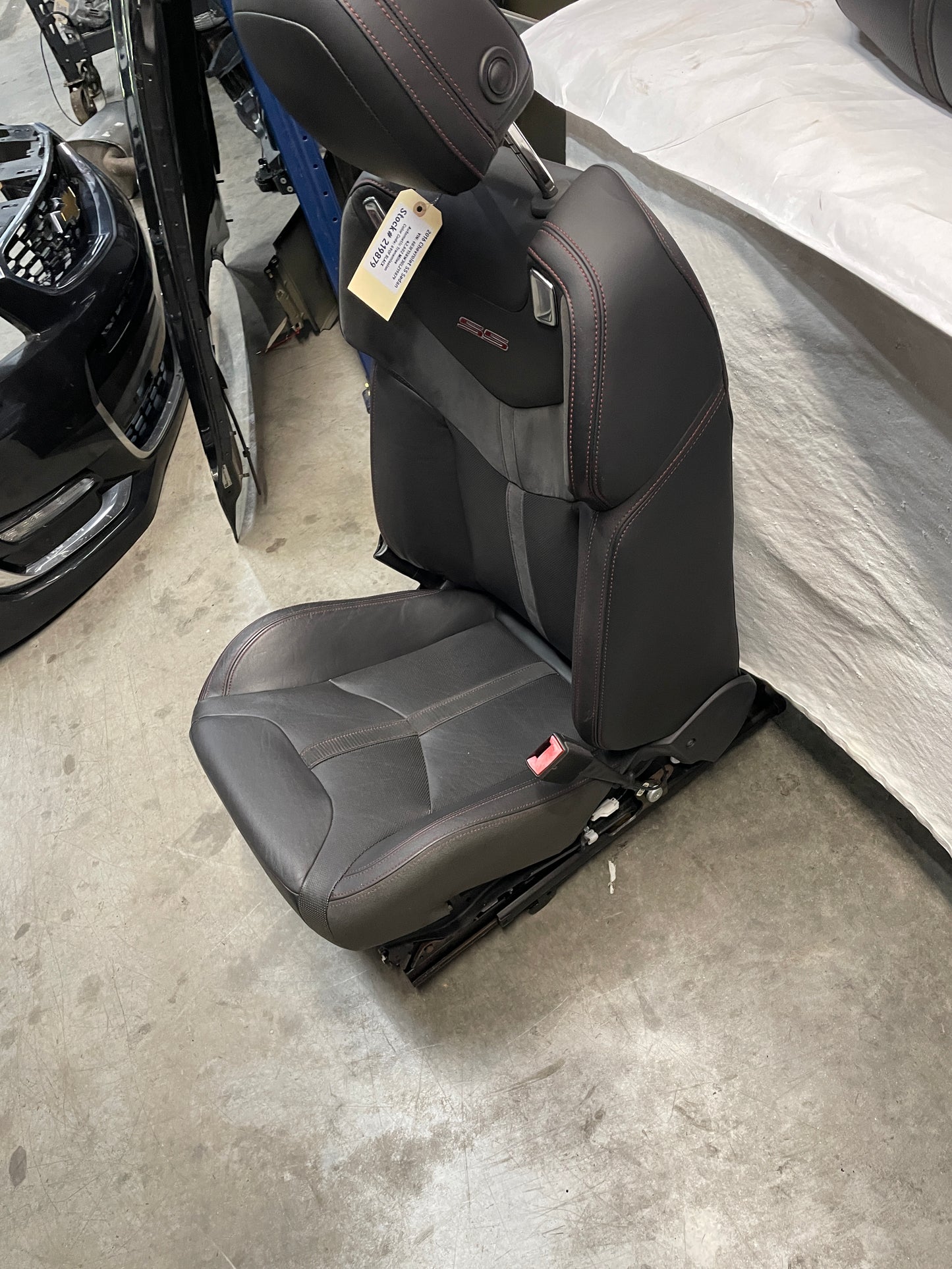 2016 Chevy SS Sedan Seats Fronts and Rears Black Leather Alcantara Suede OEM - Day's Parts Yard