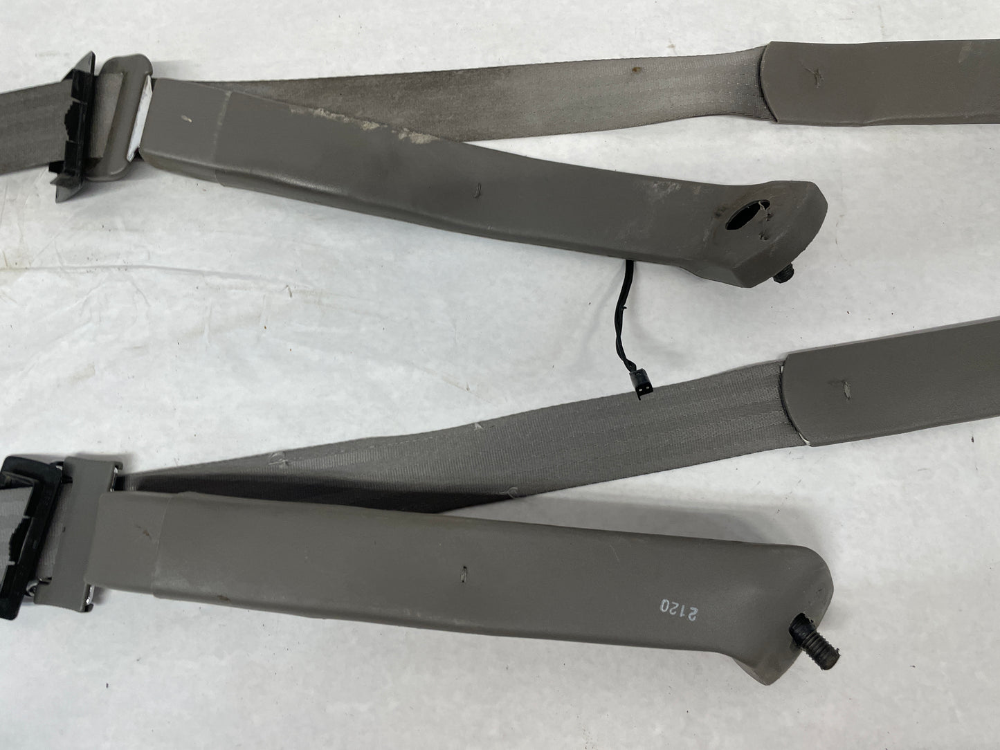 2002 Chevy Camaro Z28 Front Seatbelt Seat Belts Retractors w/ Buckles Holders Grey OEM - Day's Parts Yard
