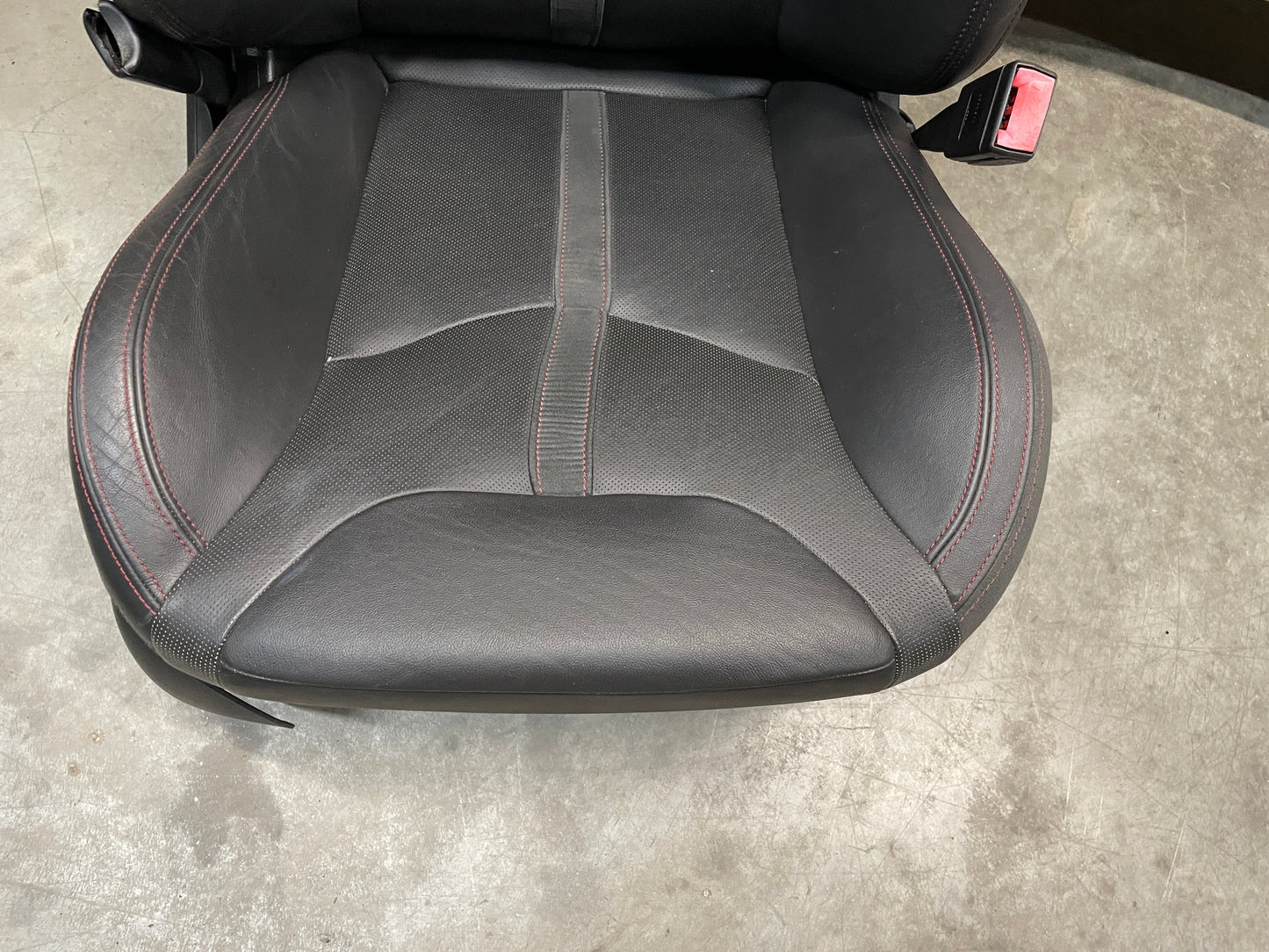 2016 Chevy SS Sedan Seats Fronts and Rears Black Leather Alcantara Suede OEM - Day's Parts Yard