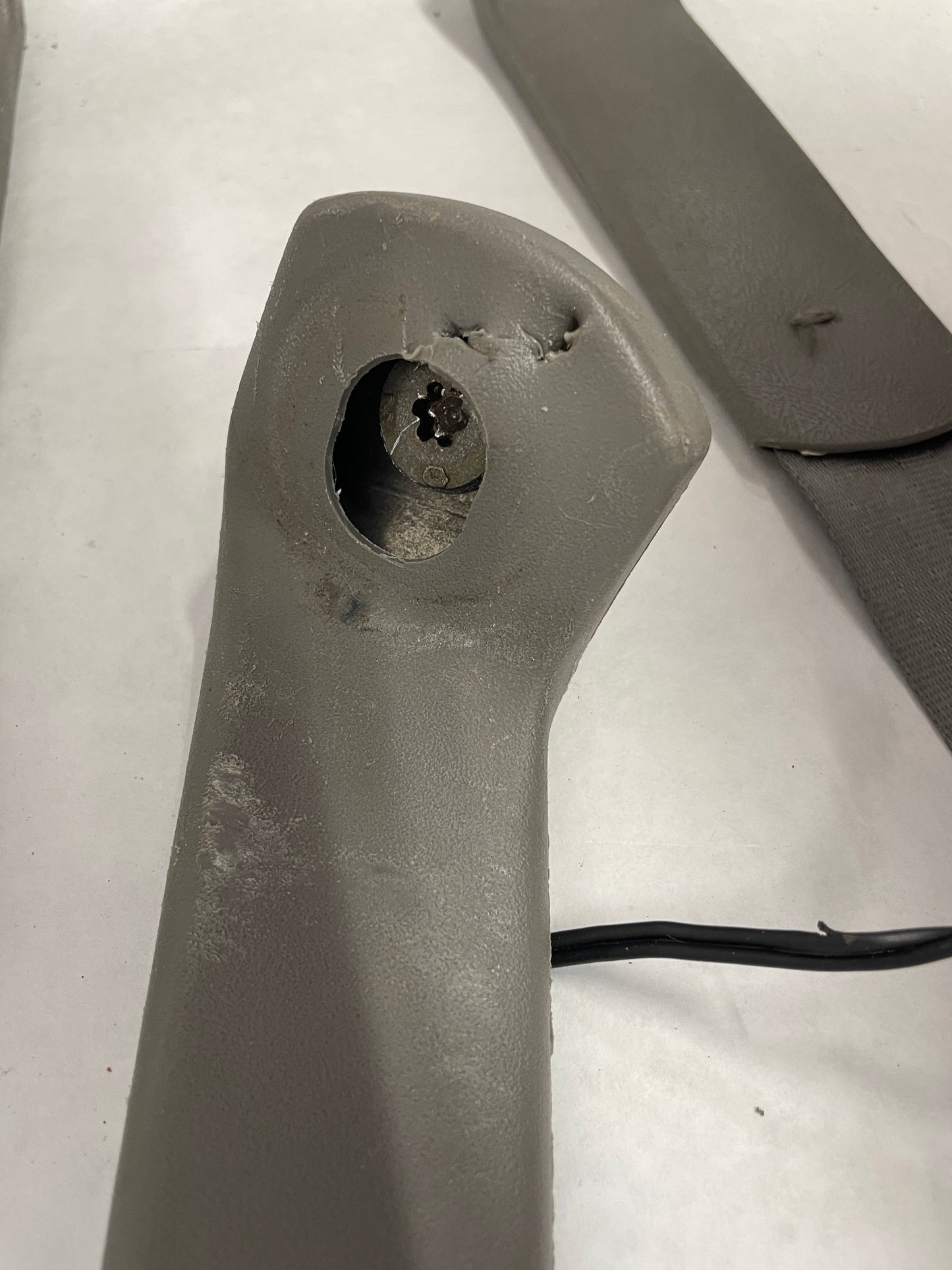 2002 Chevy Camaro Z28 Front Seatbelt Seat Belts Retractors w/ Buckles Holders Grey OEM - Day's Parts Yard