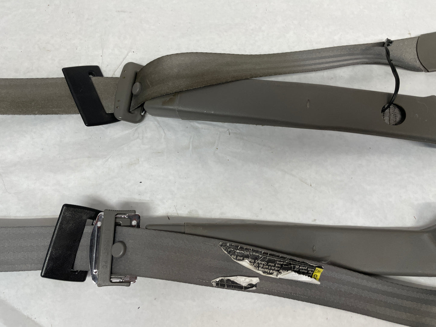2002 Chevy Camaro Z28 Front Seatbelt Seat Belts Retractors w/ Buckles Holders Grey OEM - Day's Parts Yard