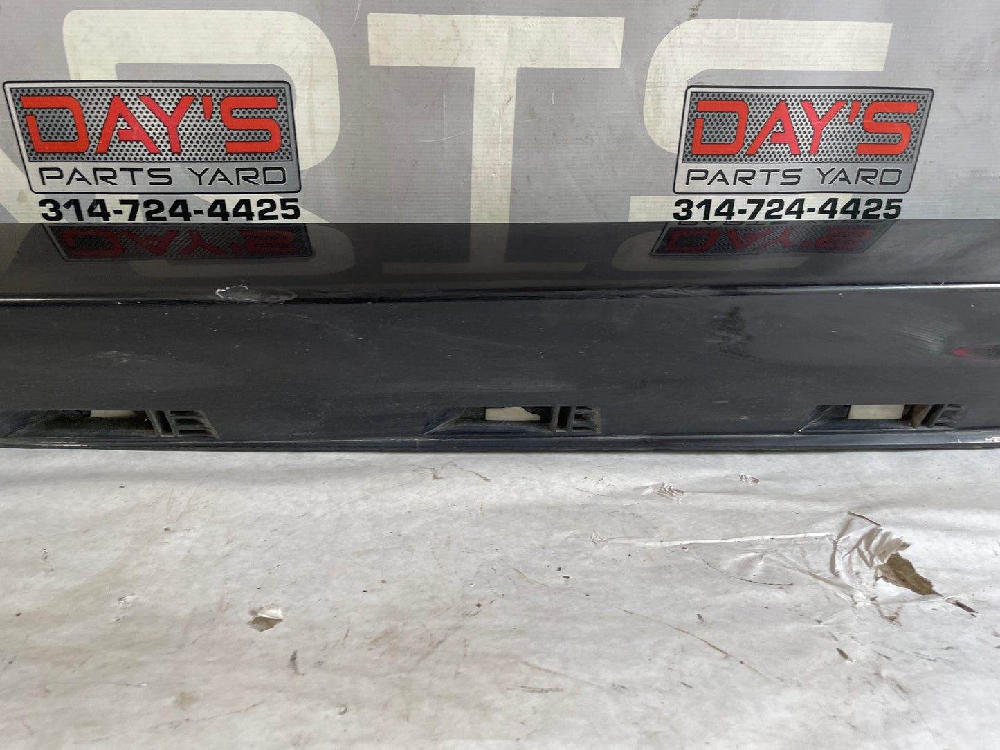 2016 Chevy SS Sedan LH Driver Rocker Molding Trim Panel OEM - Day's Parts Yard