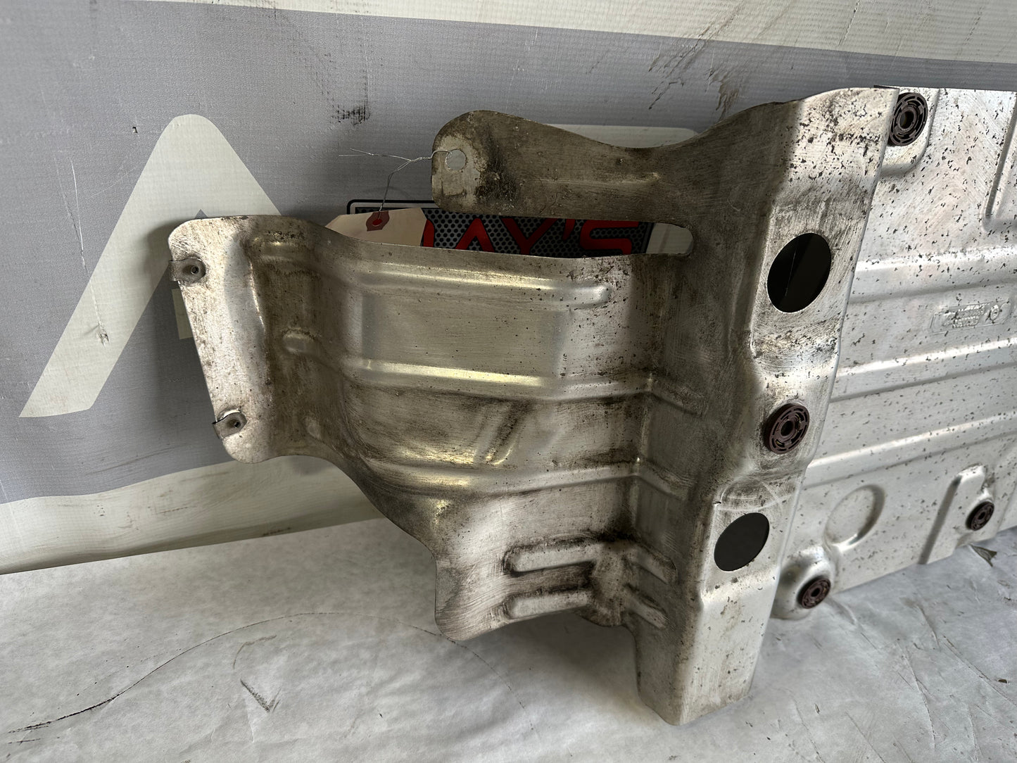 2017 Chevy Camaro ZL1 Rear Underbody Exhaust Heat Shield OEM - Day's Parts Yard