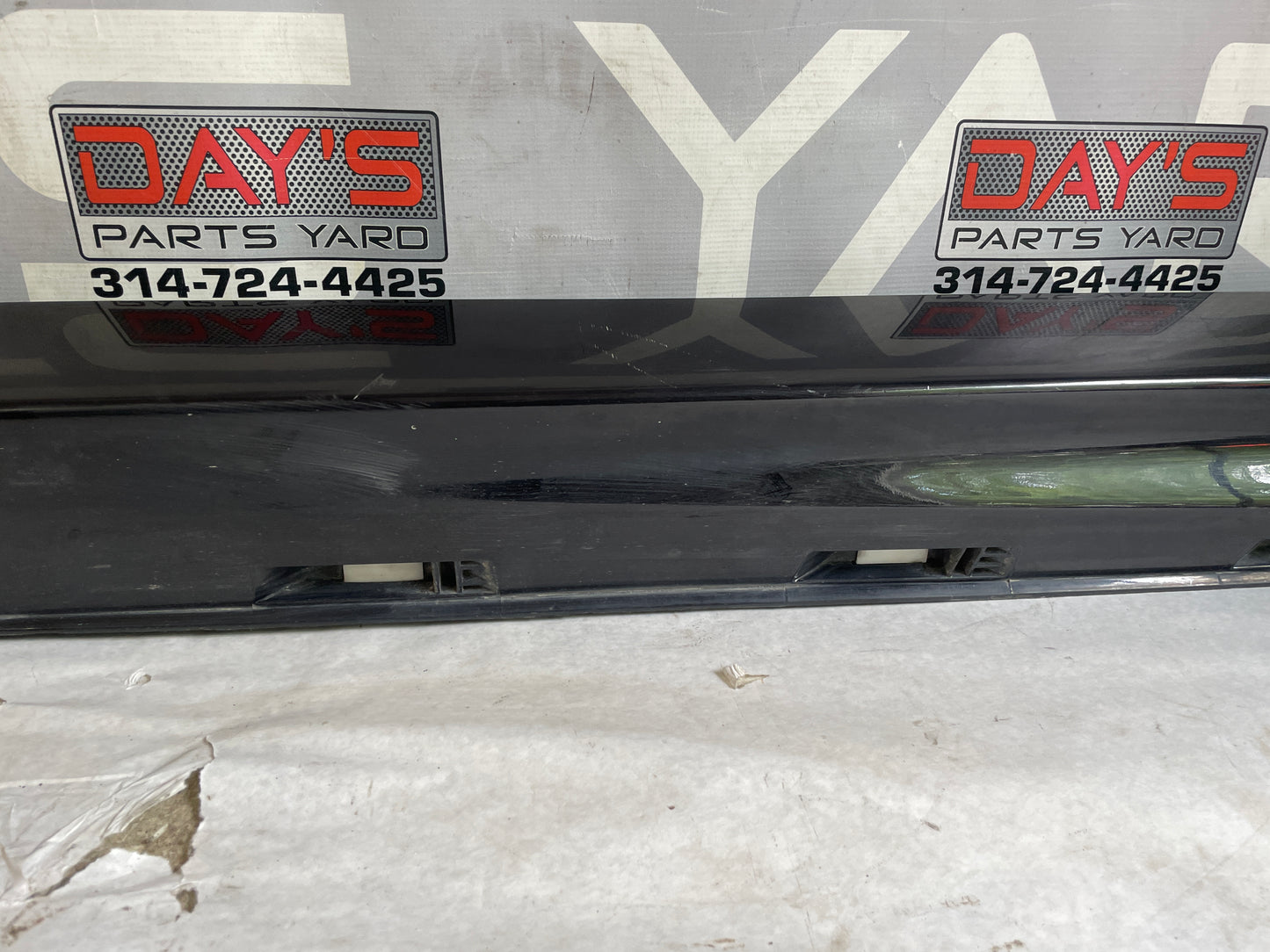 2016 Chevy SS Sedan LH Driver Rocker Molding Trim Panel OEM - Day's Parts Yard