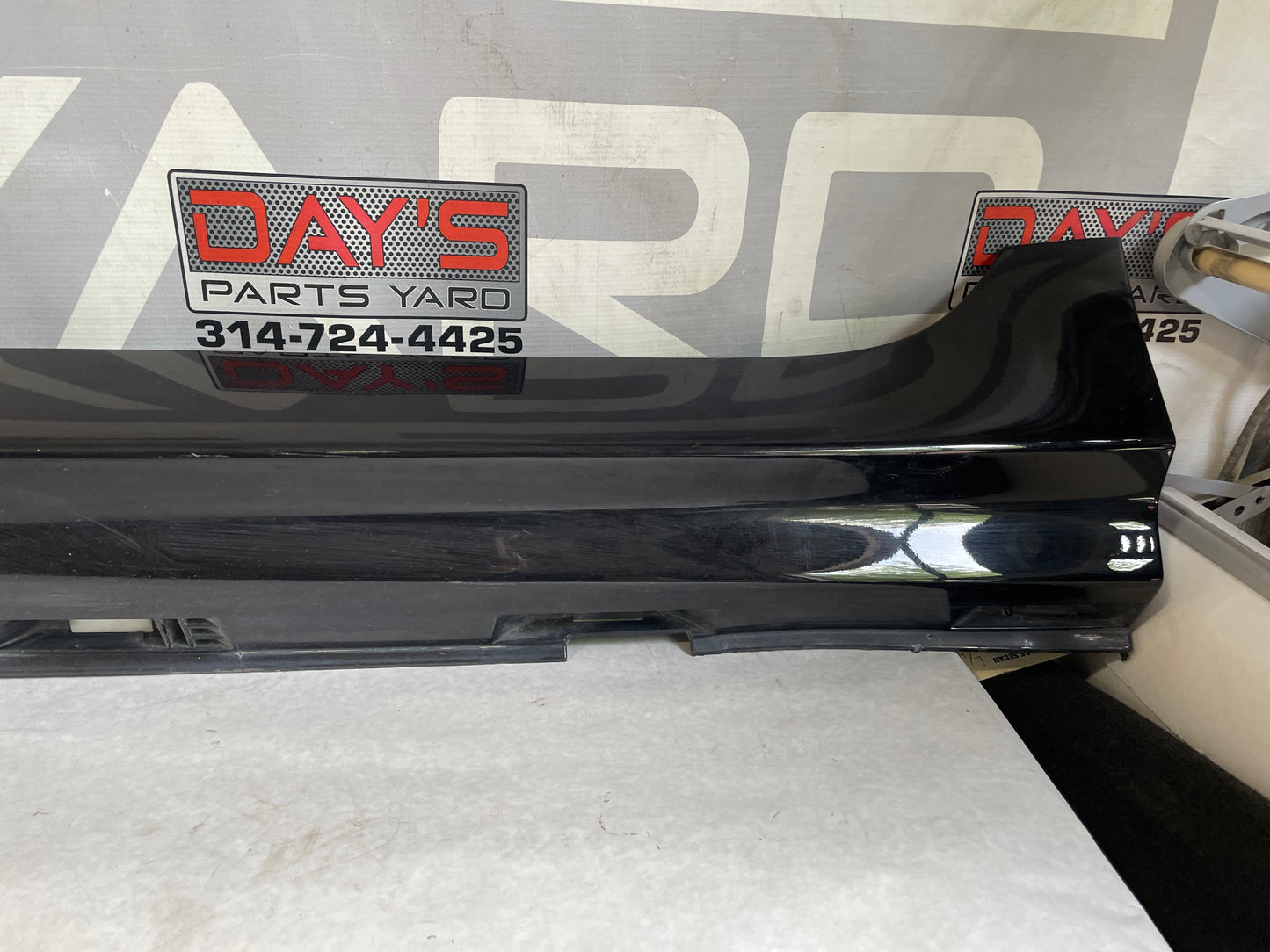 2016 Chevy SS Sedan LH Driver Rocker Molding Trim Panel OEM - Day's Parts Yard