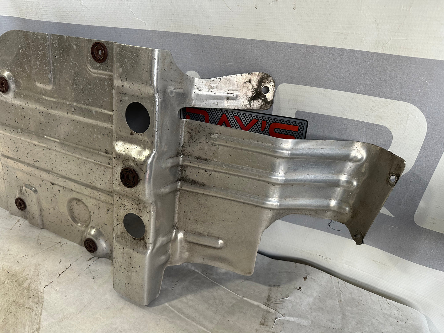 2017 Chevy Camaro ZL1 Rear Underbody Exhaust Heat Shield OEM - Day's Parts Yard