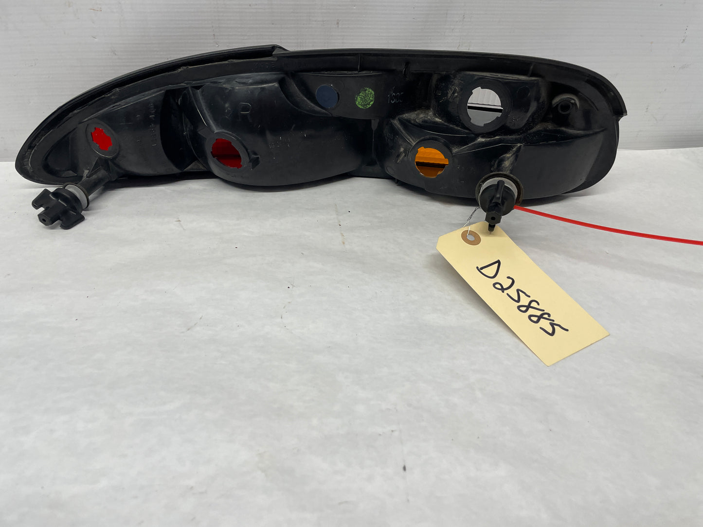 2002 Chevy Camaro Z28 RH Passenger Taillight Tail Light Lamp OEM - Day's Parts Yard