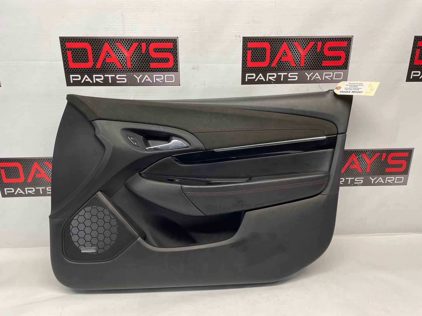 2017 Chevy SS Sedan RH Passenger Front Interior Door Panel OEM - Day's Parts Yard