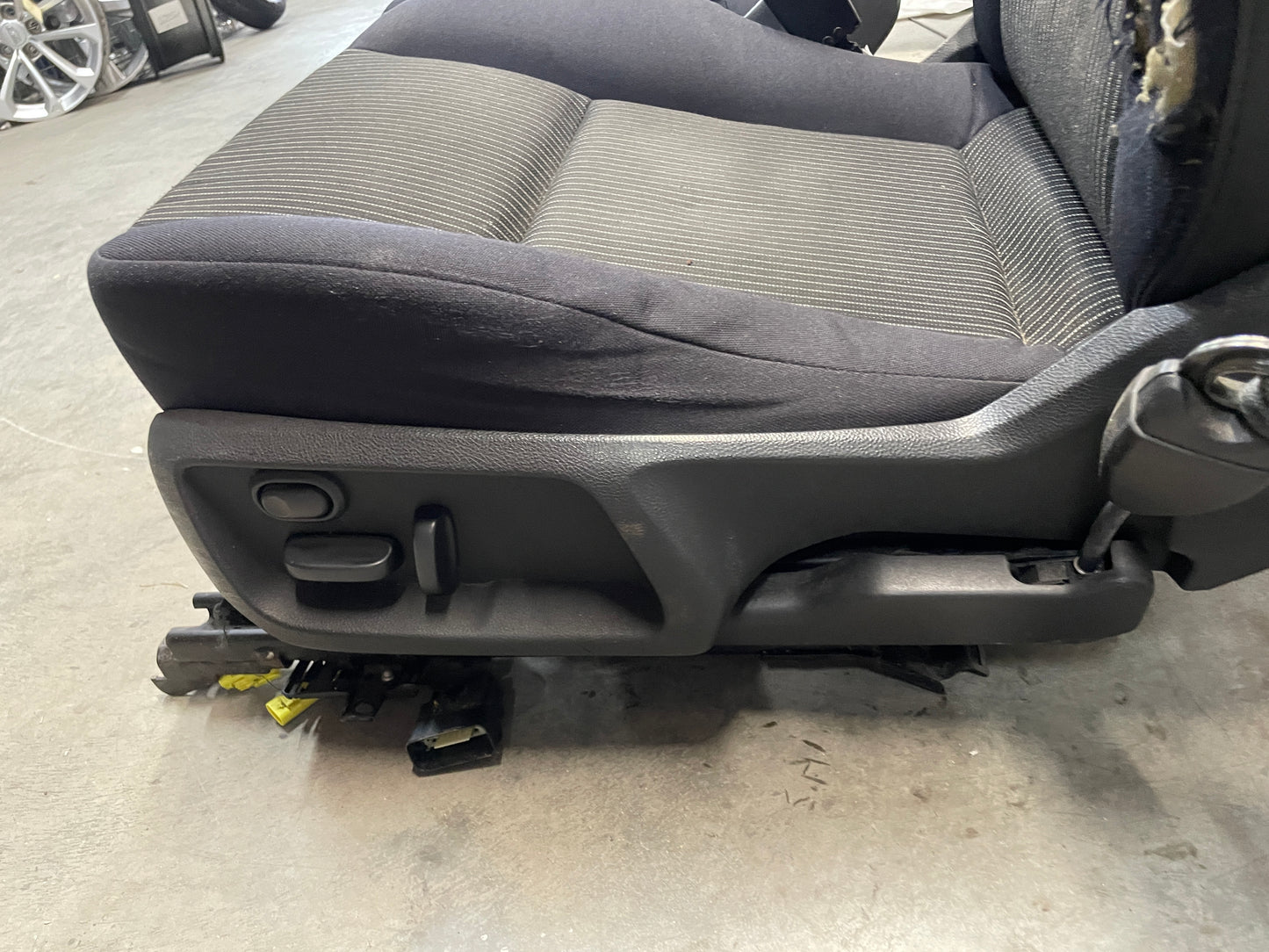 2013 Chevy Caprice Seats Fronts and Rears OEM LOCAL PICK UP - Day's Parts Yard