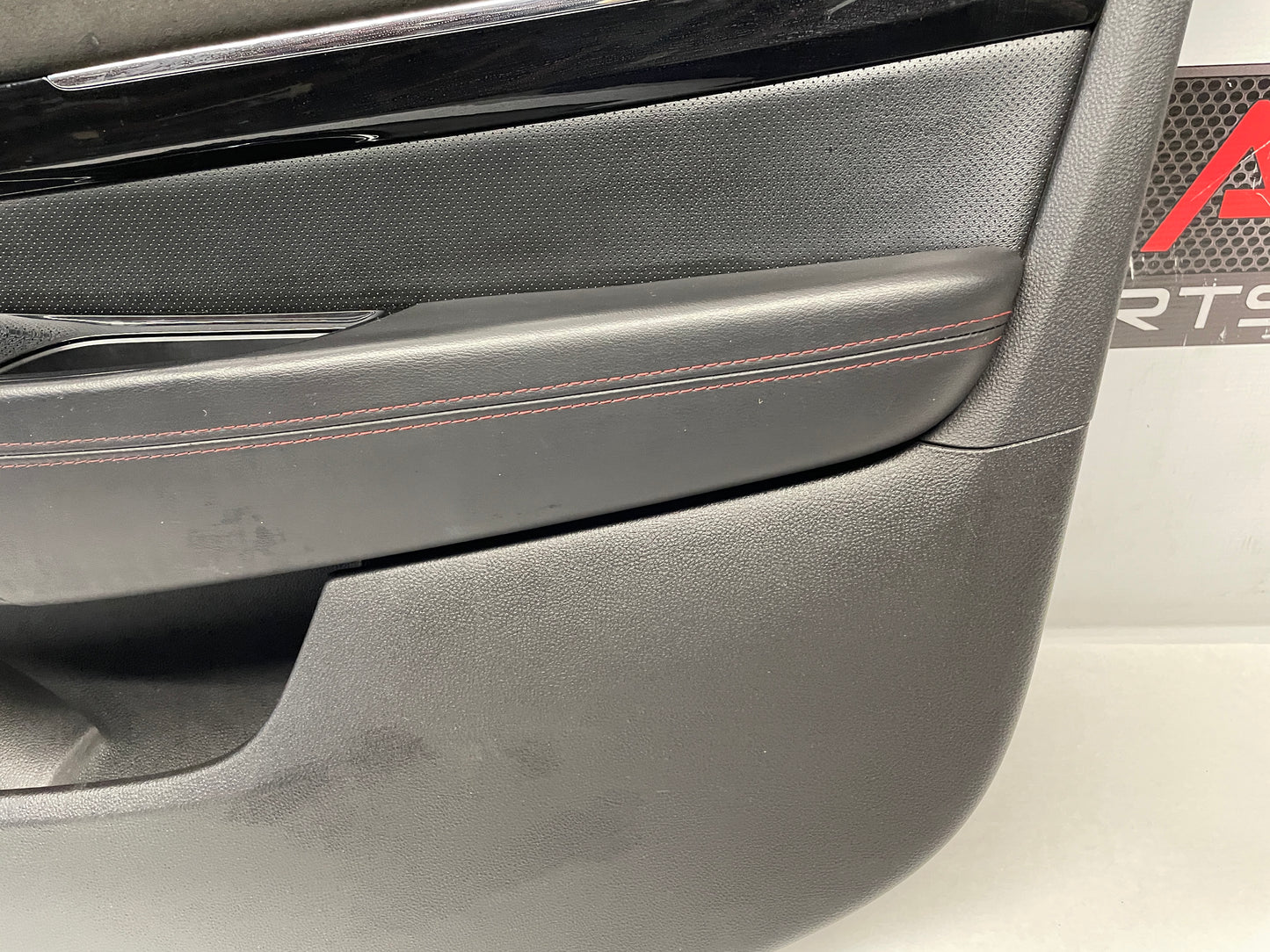2017 Chevy SS Sedan RH Passenger Front Interior Door Panel OEM - Day's Parts Yard
