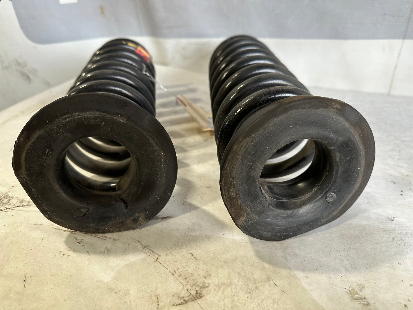 2017 Chevy Camaro ZL1 Rear Coil Springs Set OEM - Day's Parts Yard