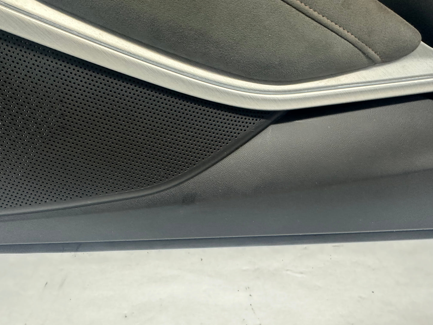 2017 Chevy Camaro SS LH Driver Front Door Panel OEM - Day's Parts Yard