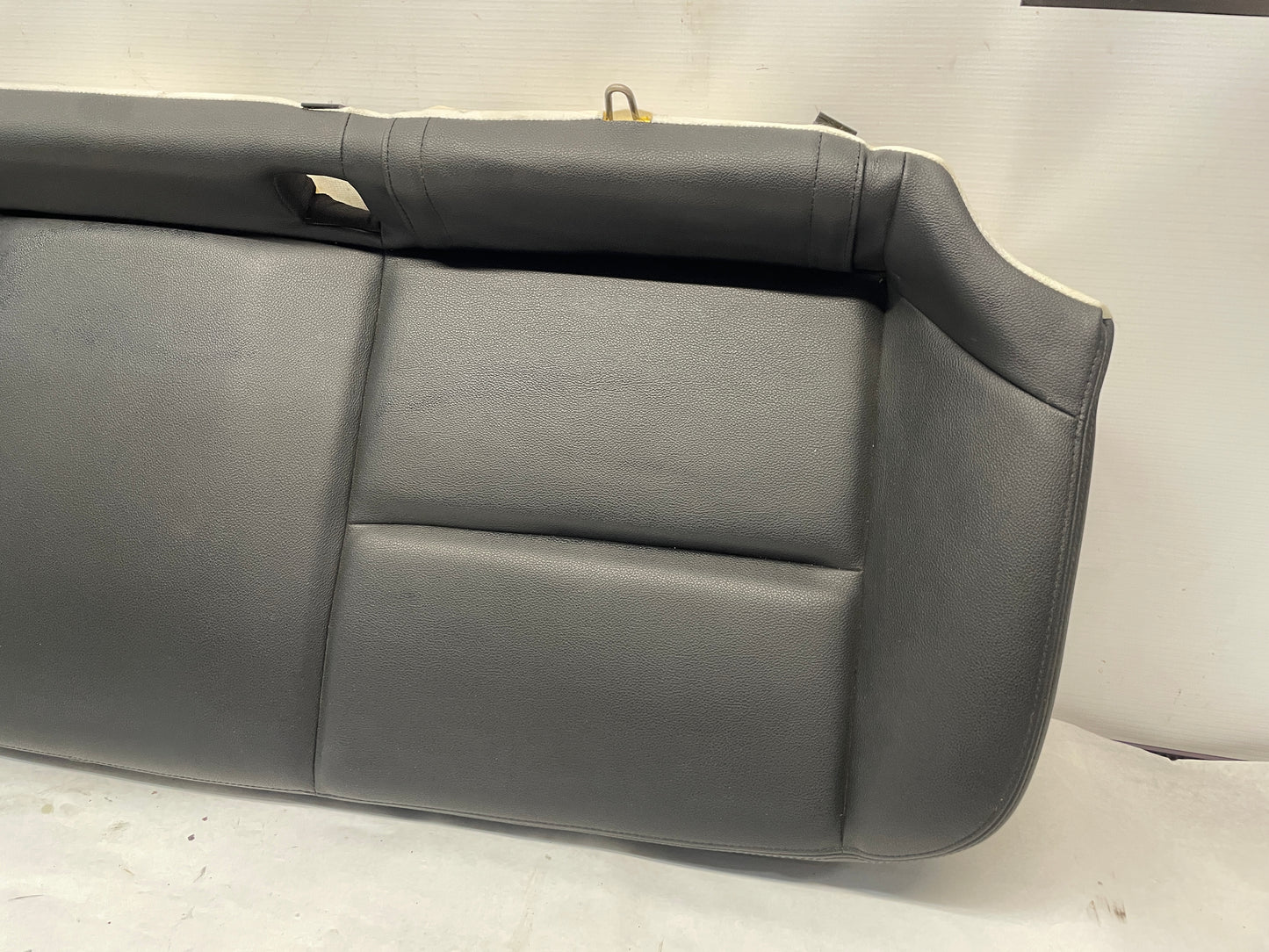 2013 Chevy Caprice Seats Fronts and Rears OEM LOCAL PICK UP - Day's Parts Yard