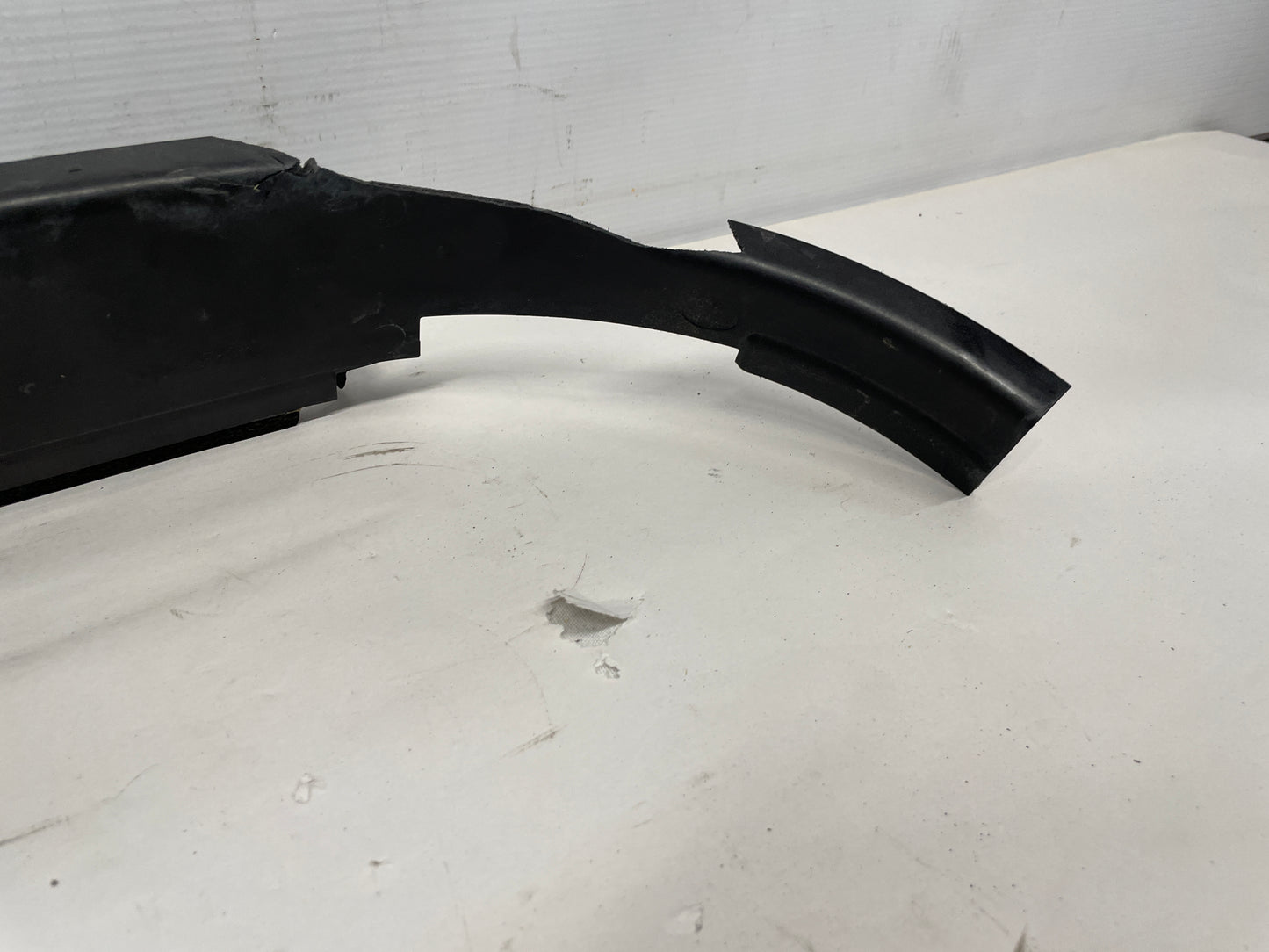 2014 Chevy Camaro ZL1 Radiator Fan Support Baffle Shield OEM - Day's Parts Yard