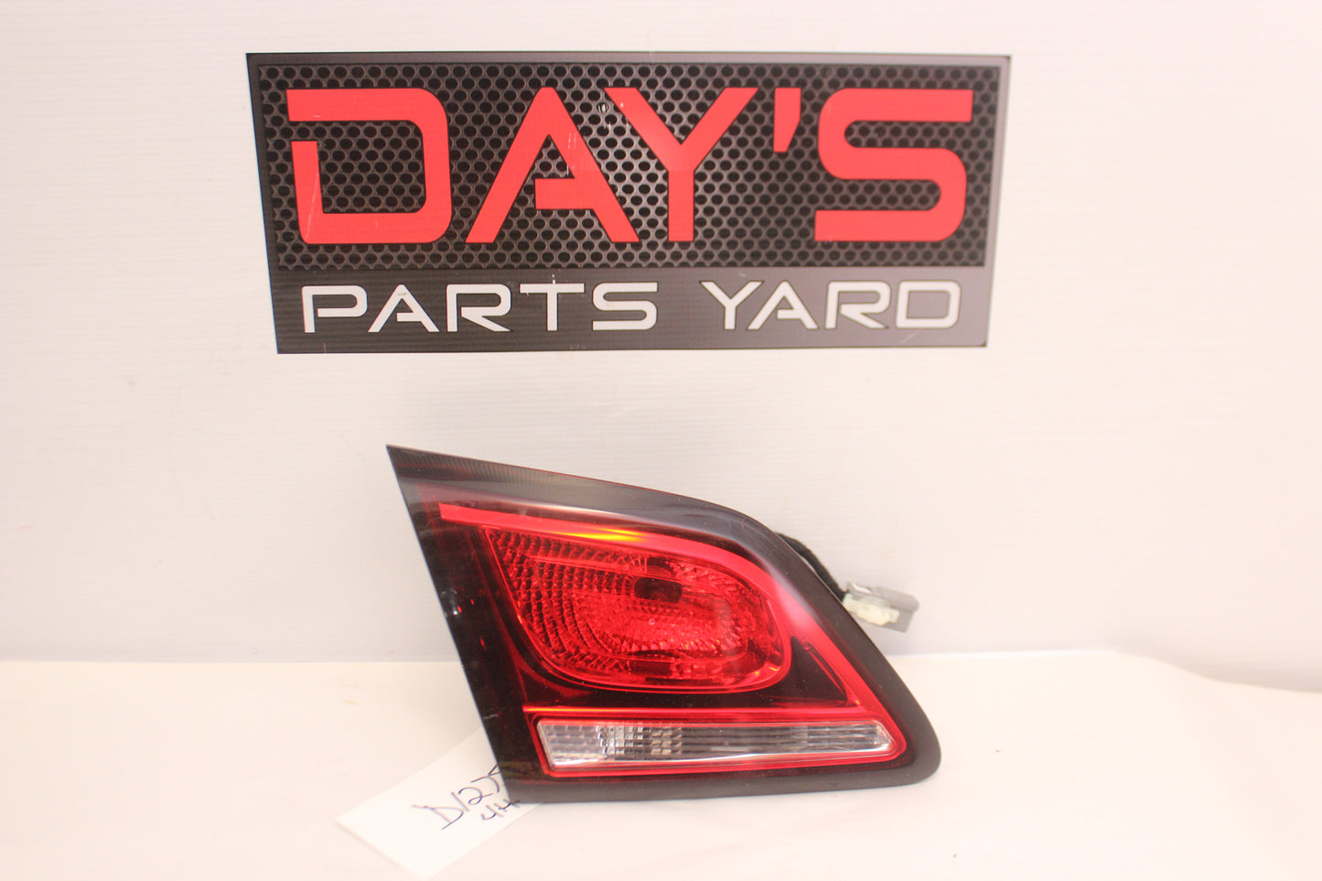 2015 Chevy SS Sedan LH Drivers Inner Tail Light Taillight Lamp OEM - Day's Parts Yard