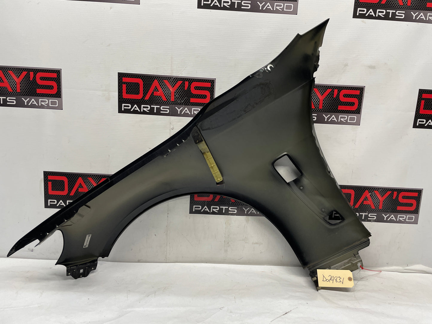 2016 Chevy SS Sedan RH Passenger Front Fender Black OEM - Day's Parts Yard
