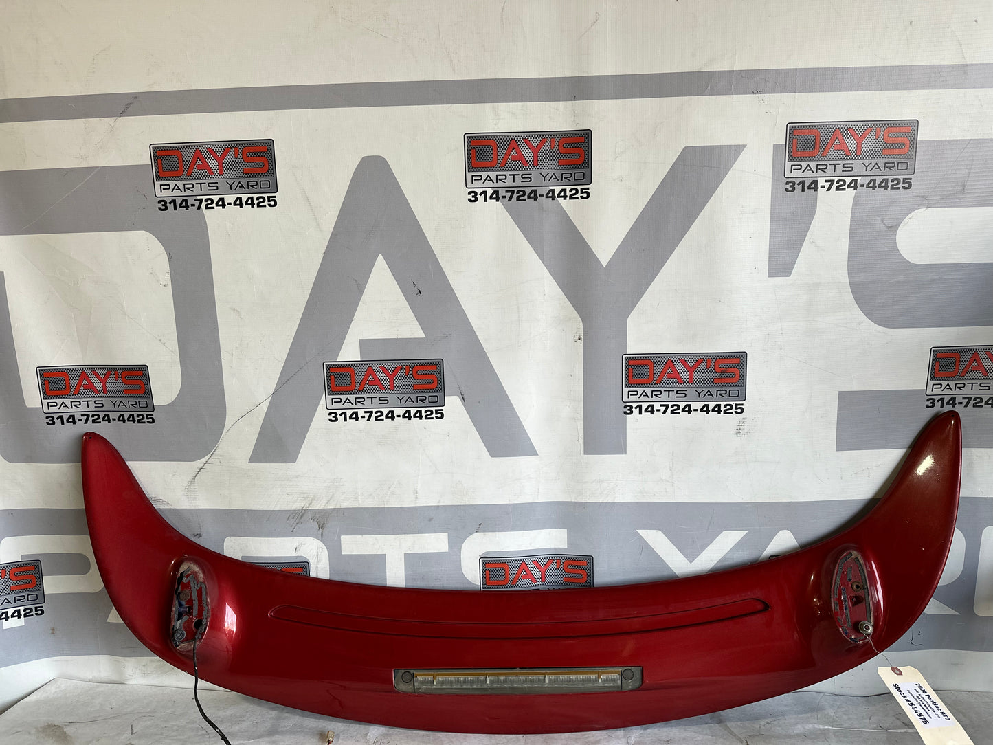2006 Pontiac GTO Trunk Deck Lid Spoiler Wing w/ 3rd Brake Light OEM - Day's Parts Yard