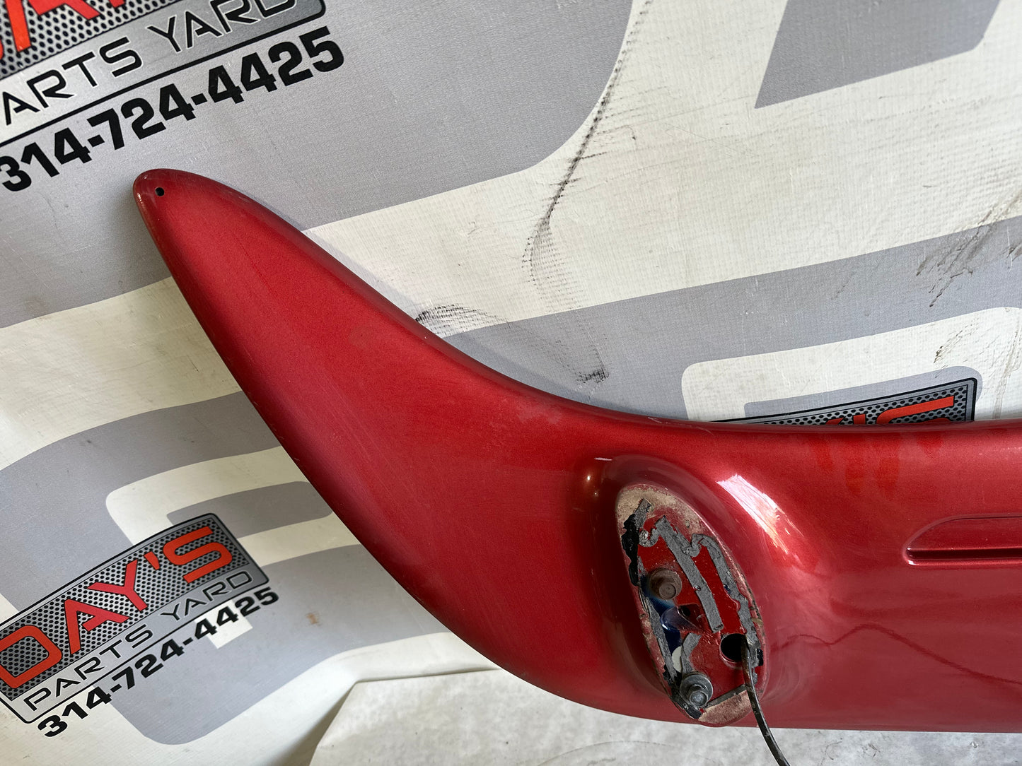 2006 Pontiac GTO Trunk Deck Lid Spoiler Wing w/ 3rd Brake Light OEM - Day's Parts Yard