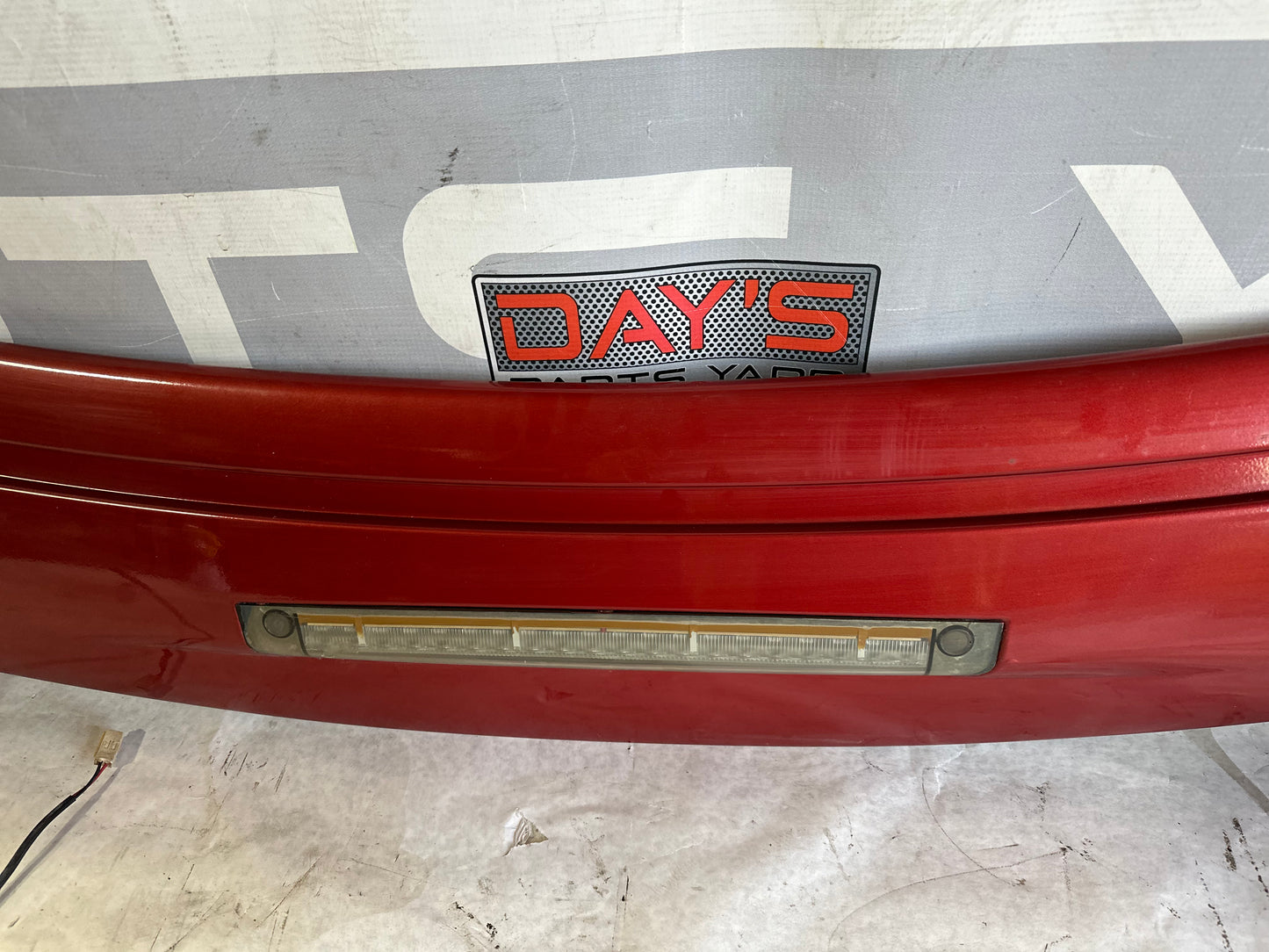 2006 Pontiac GTO Trunk Deck Lid Spoiler Wing w/ 3rd Brake Light OEM - Day's Parts Yard