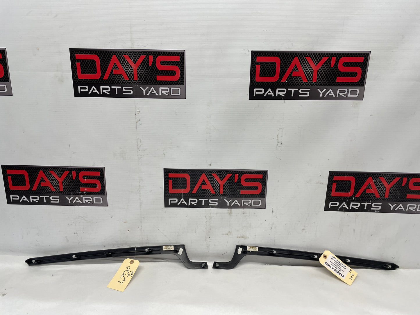 2013 Chevy Caprice RH & LH Dash Trim Molding Applique OEM - Day's Parts Yard