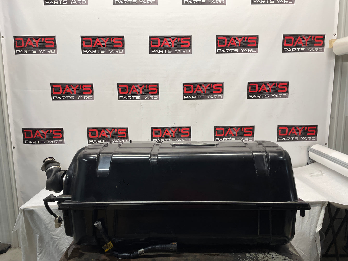 2006 Pontiac GTO Fuel Gas Tank OEM - Day's Parts Yard