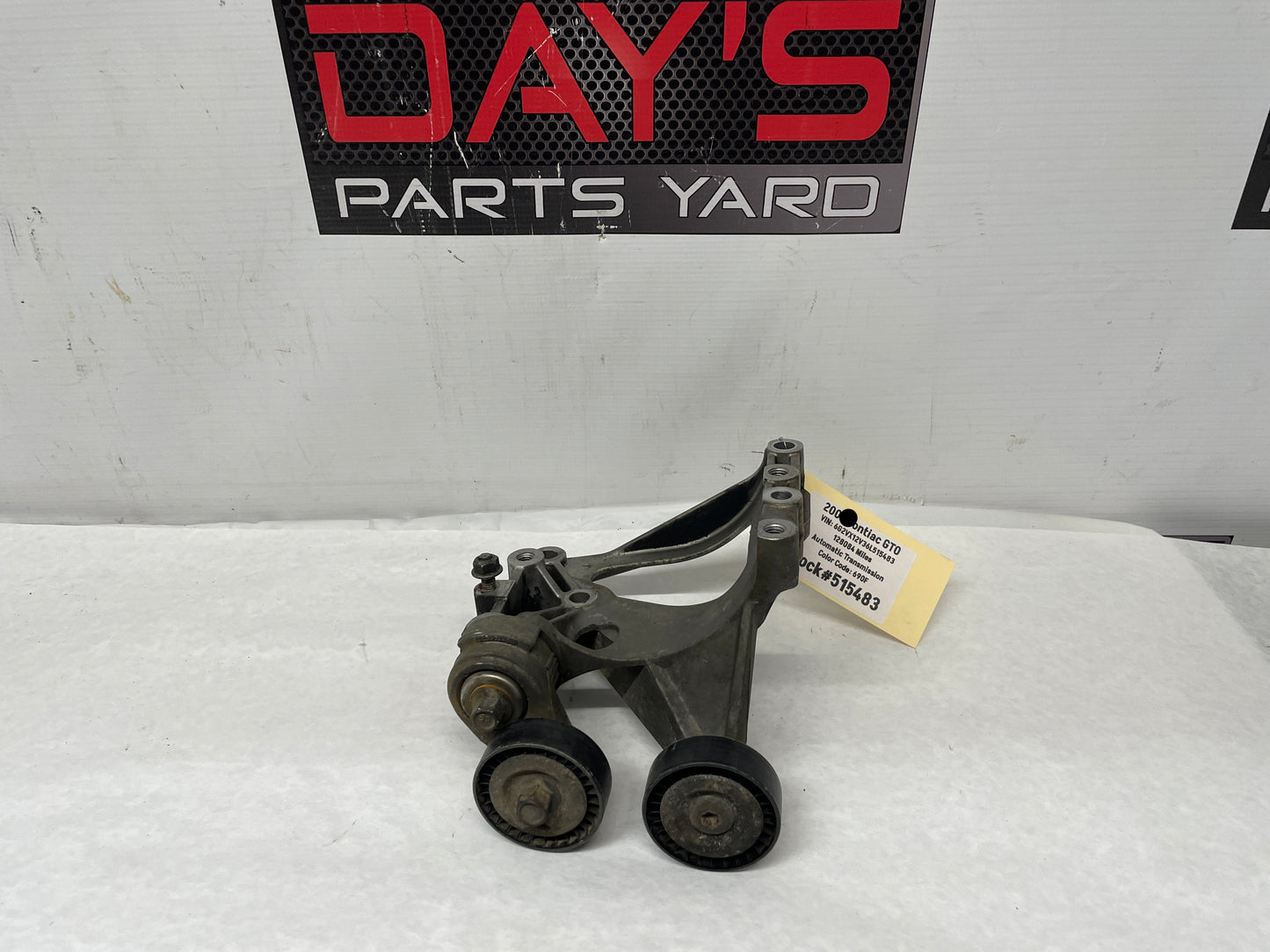 2006 Pontiac GTO AC A/C Air Conditioner Compressor Bracket OEM - Day's Parts Yard