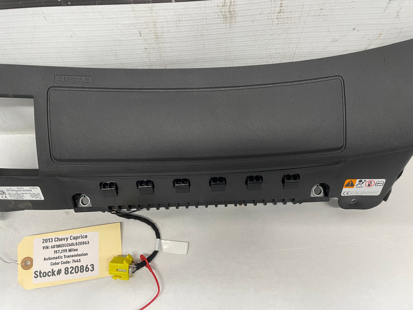 2013 Chevy Caprice LH Driver Lower Dash Knee Airbag Air Bag OEM - Day's Parts Yard