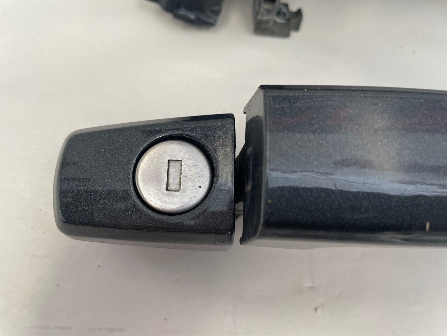 2010 Chevy Camaro SS RH & LH Exterior Door Handles OEM - Day's Parts Yard