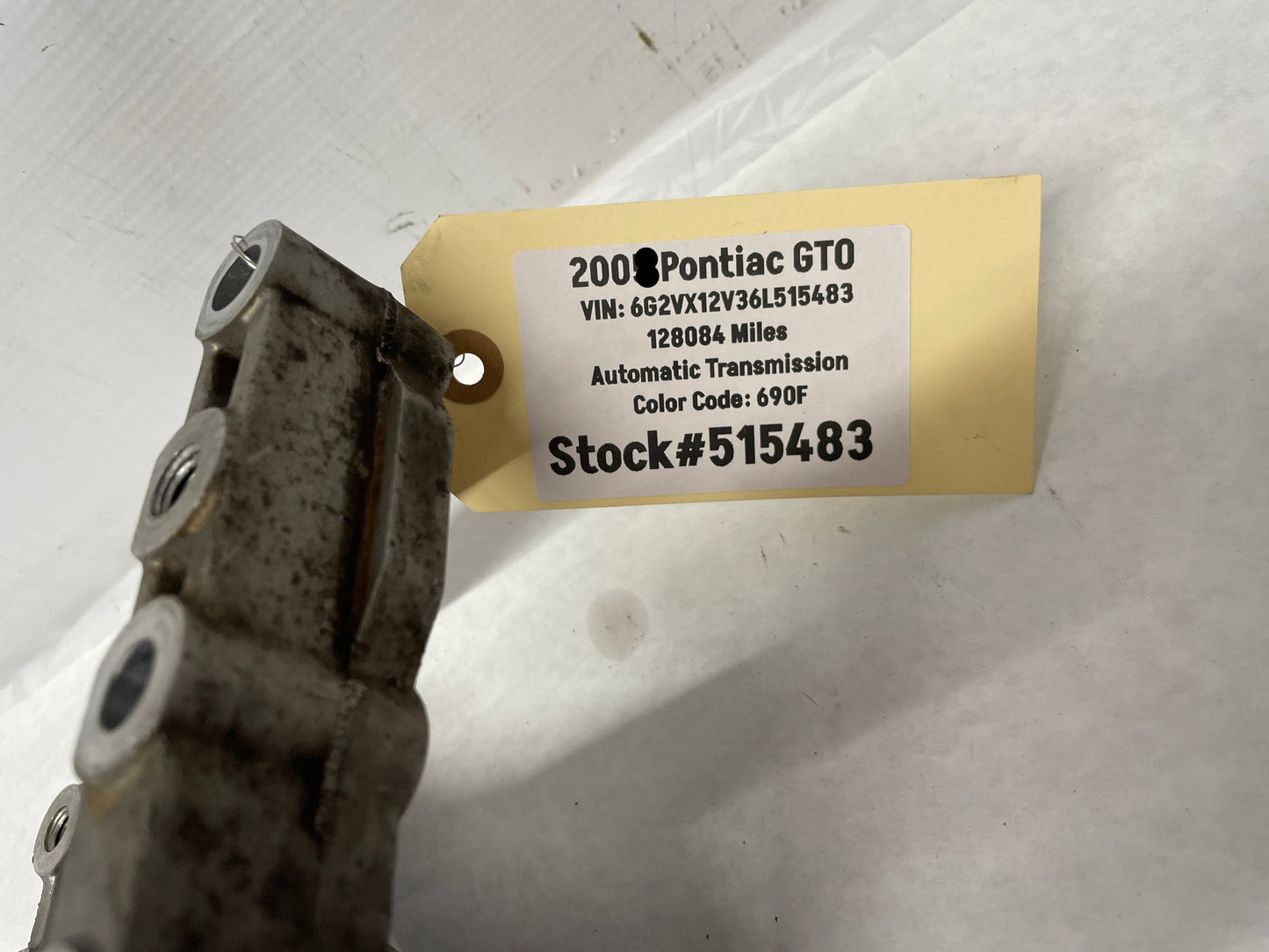 2006 Pontiac GTO AC A/C Air Conditioner Compressor Bracket OEM - Day's Parts Yard
