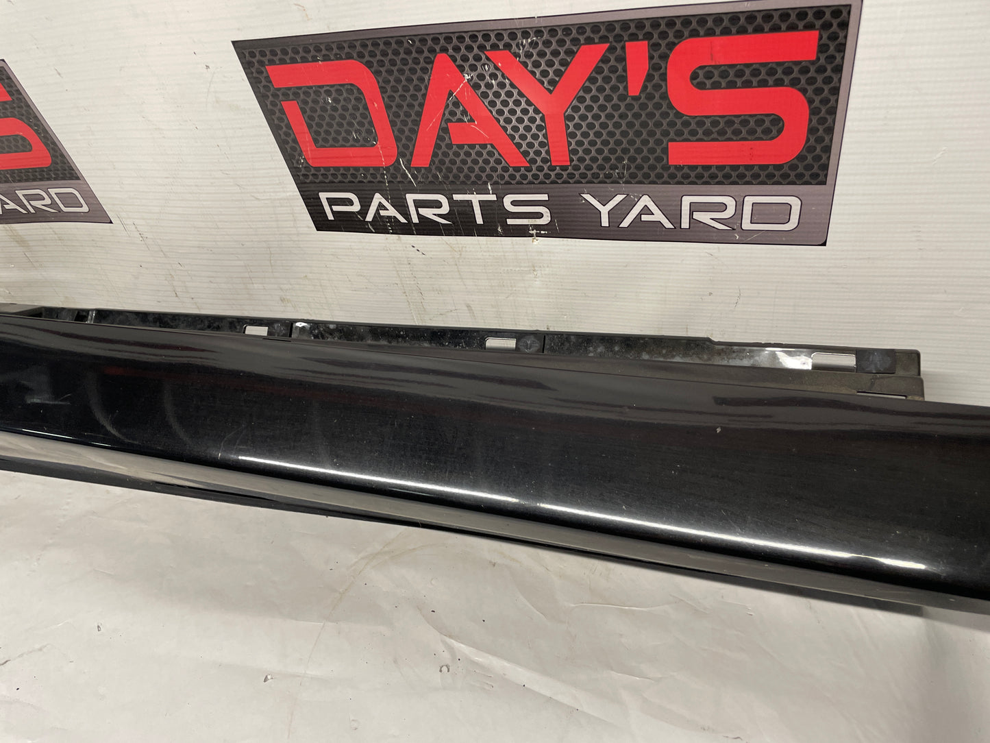 2016 Chevy SS Sedan RH Passenger Rocker Molding Side Skirt Panel Trim Black OEM - Day's Parts Yard