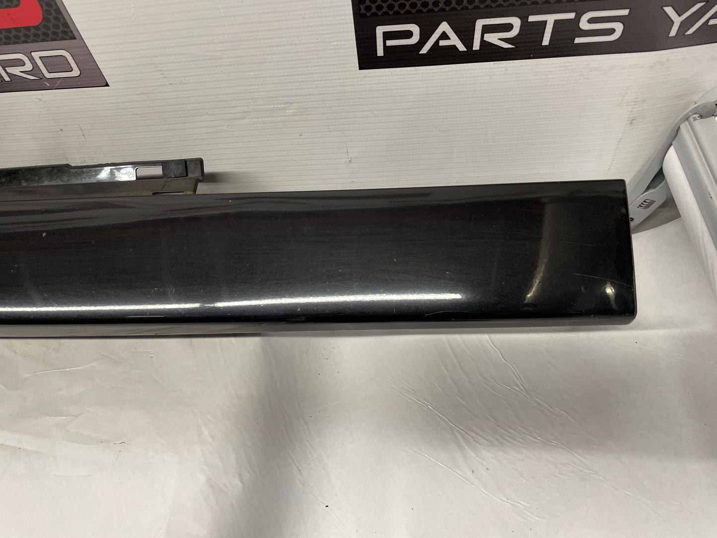 2016 Chevy SS Sedan RH Passenger Rocker Molding Side Skirt Panel Trim Black OEM - Day's Parts Yard