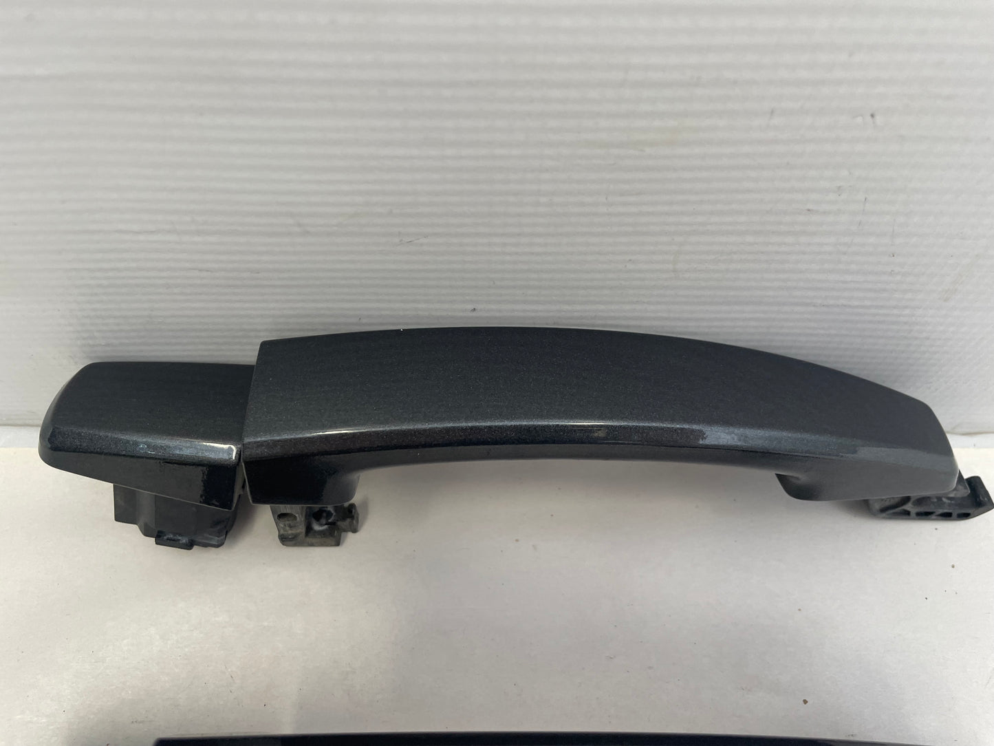 2010 Chevy Camaro SS RH & LH Exterior Door Handles OEM - Day's Parts Yard